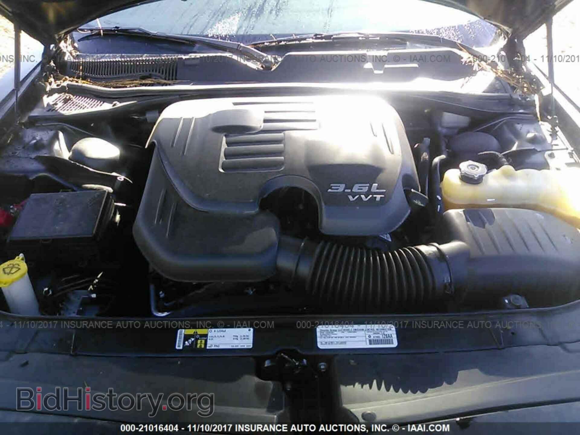 2015 Dodge Challenger - VIN: 2C3CDZAG6FH732756 - Photo 10