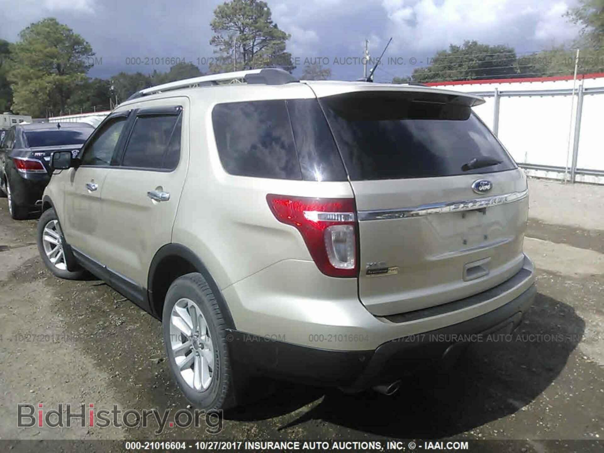 2011 Ford Explorer - VIN: 1FMHK7D86BGA71487 - Фото 3