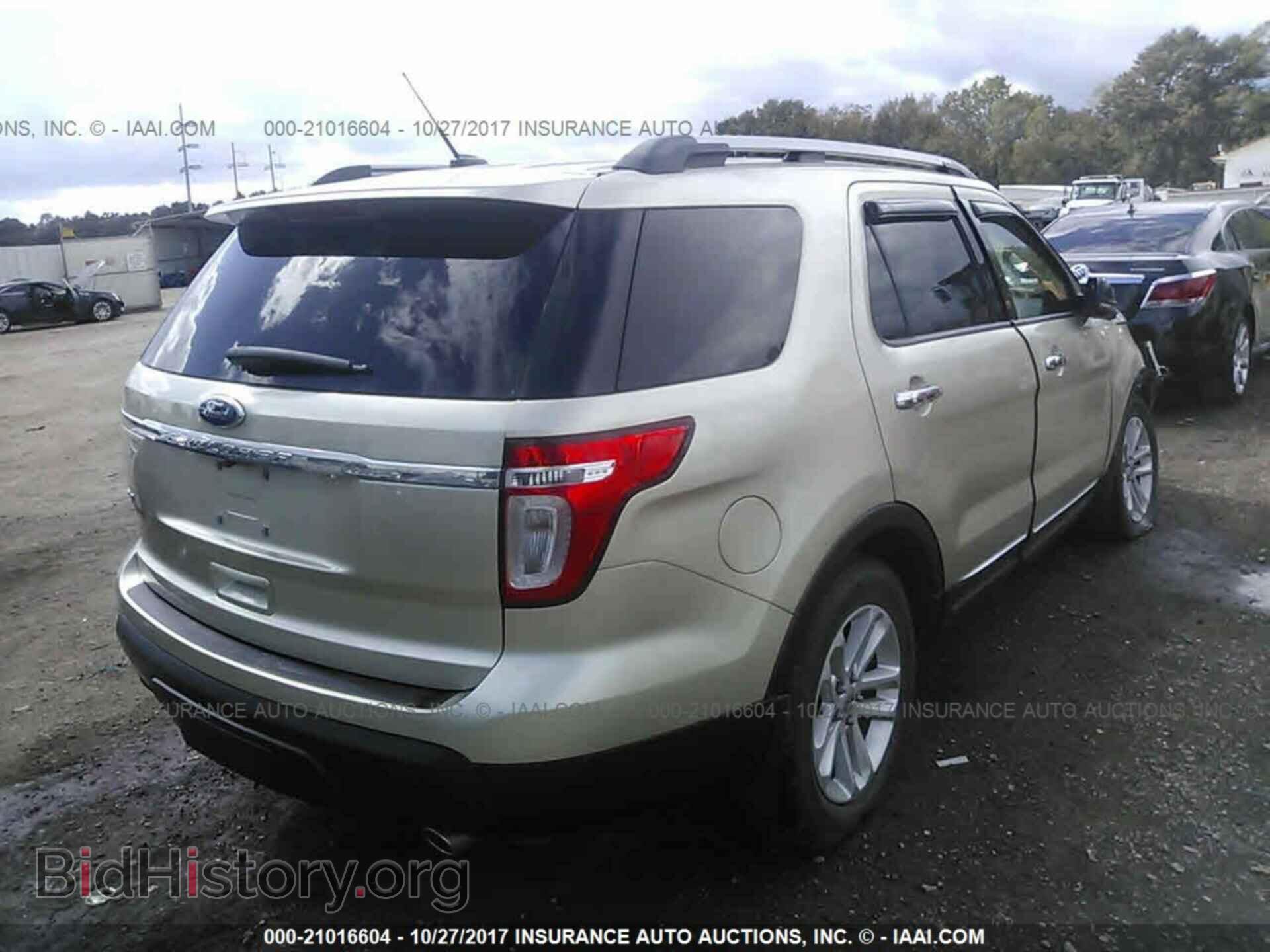2011 Ford Explorer - VIN: 1FMHK7D86BGA71487 - Фото 4