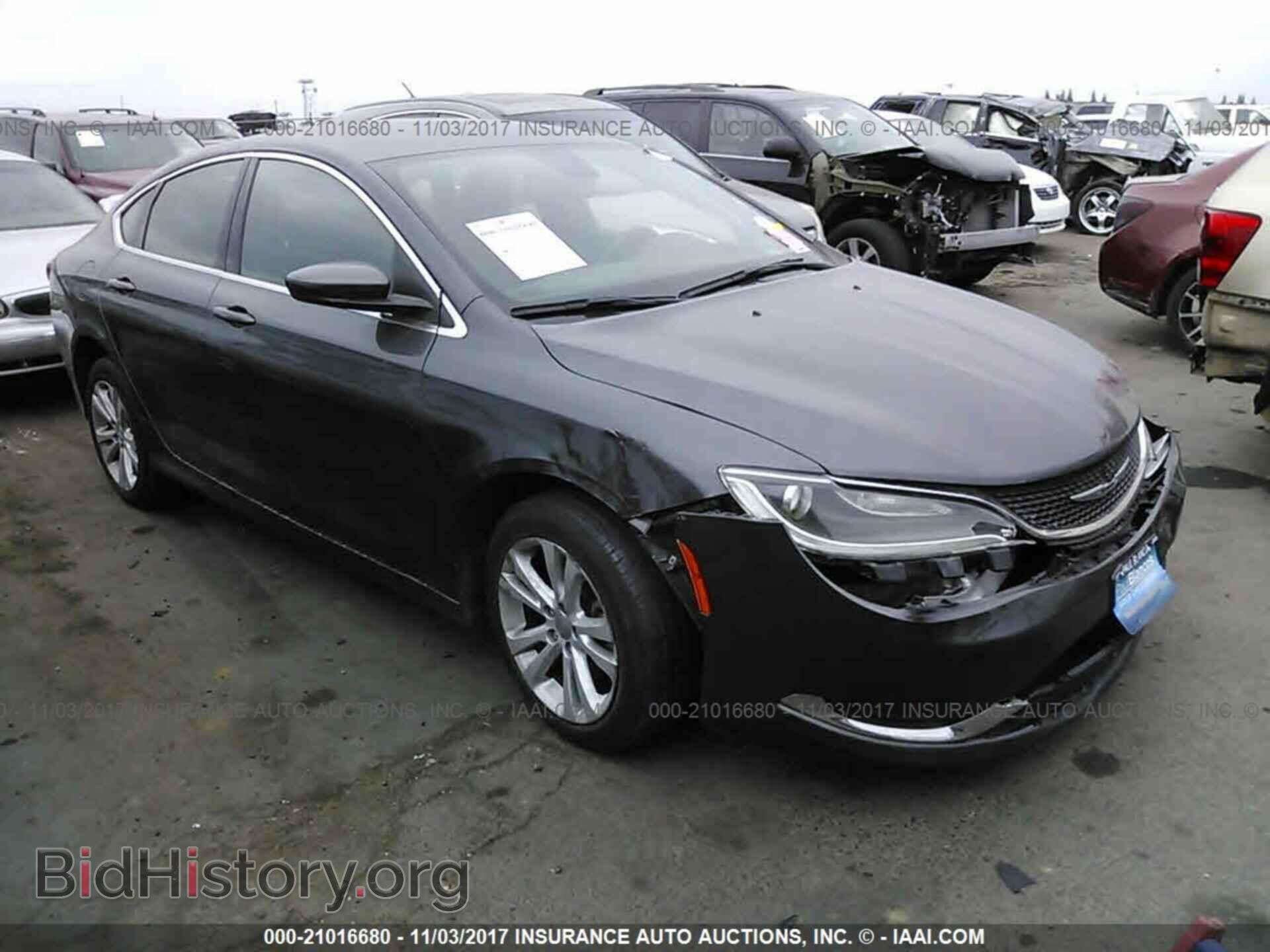 Photo 1C3CCCAB2FN745824 - Chrysler 200 2015