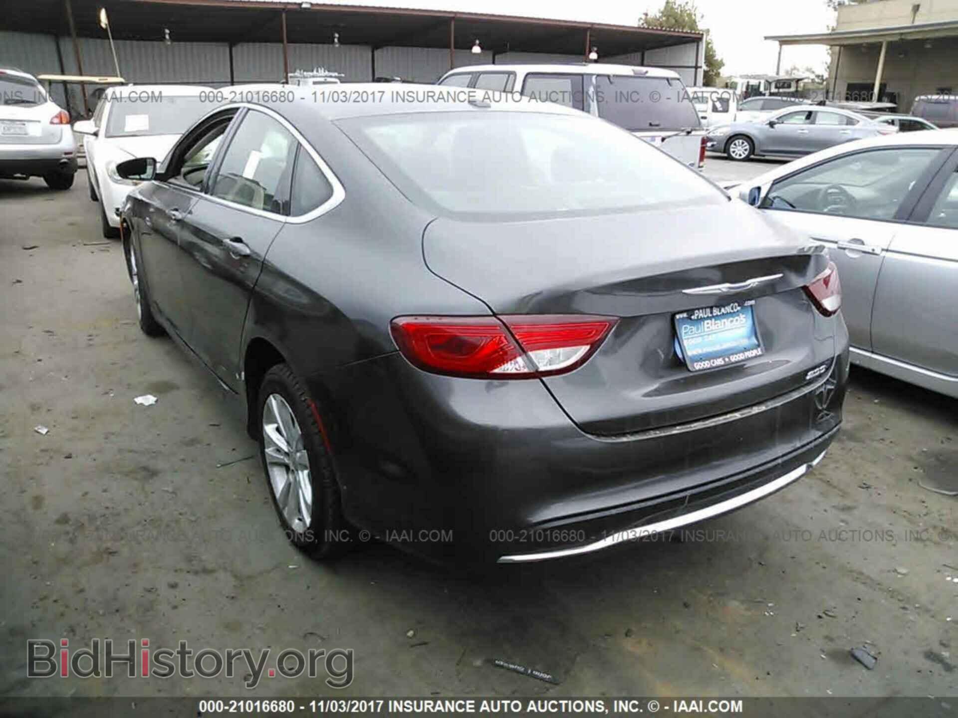 2015 Chrysler 200 - VIN: 1C3CCCAB2FN745824 - Photo 3