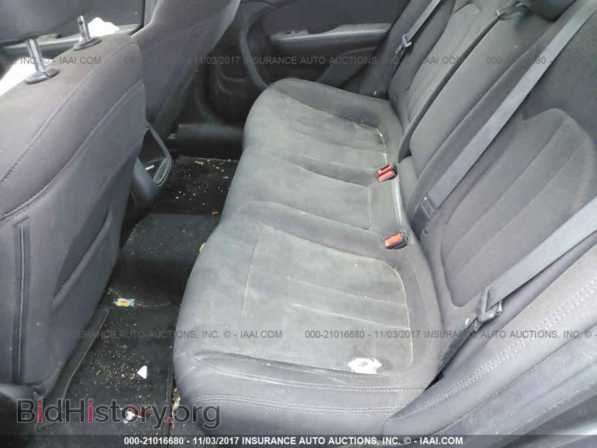 2015 Chrysler 200 - VIN: 1C3CCCAB2FN745824 - Photo 8