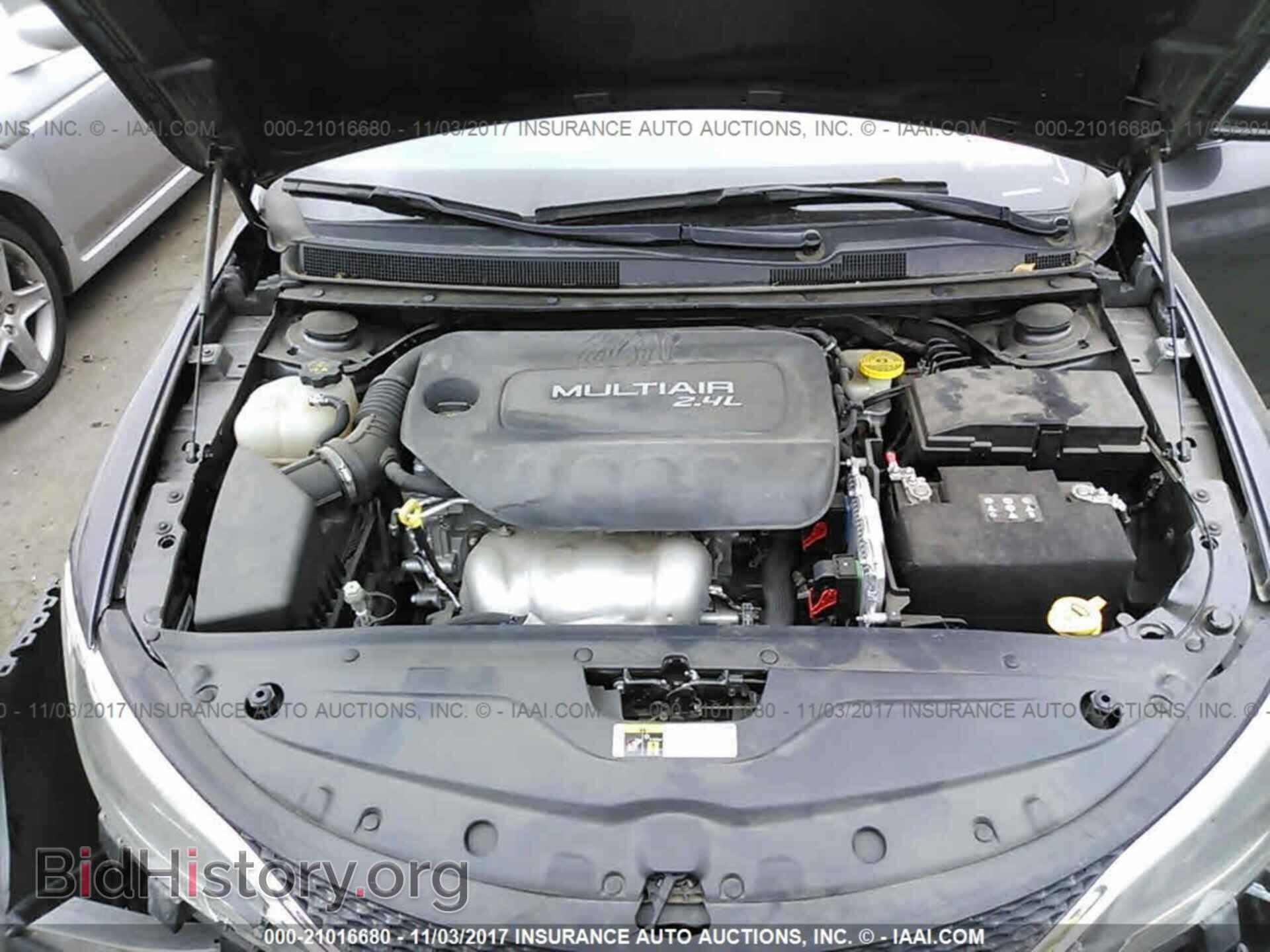 2015 Chrysler 200 - VIN: 1C3CCCAB2FN745824 - Photo 10