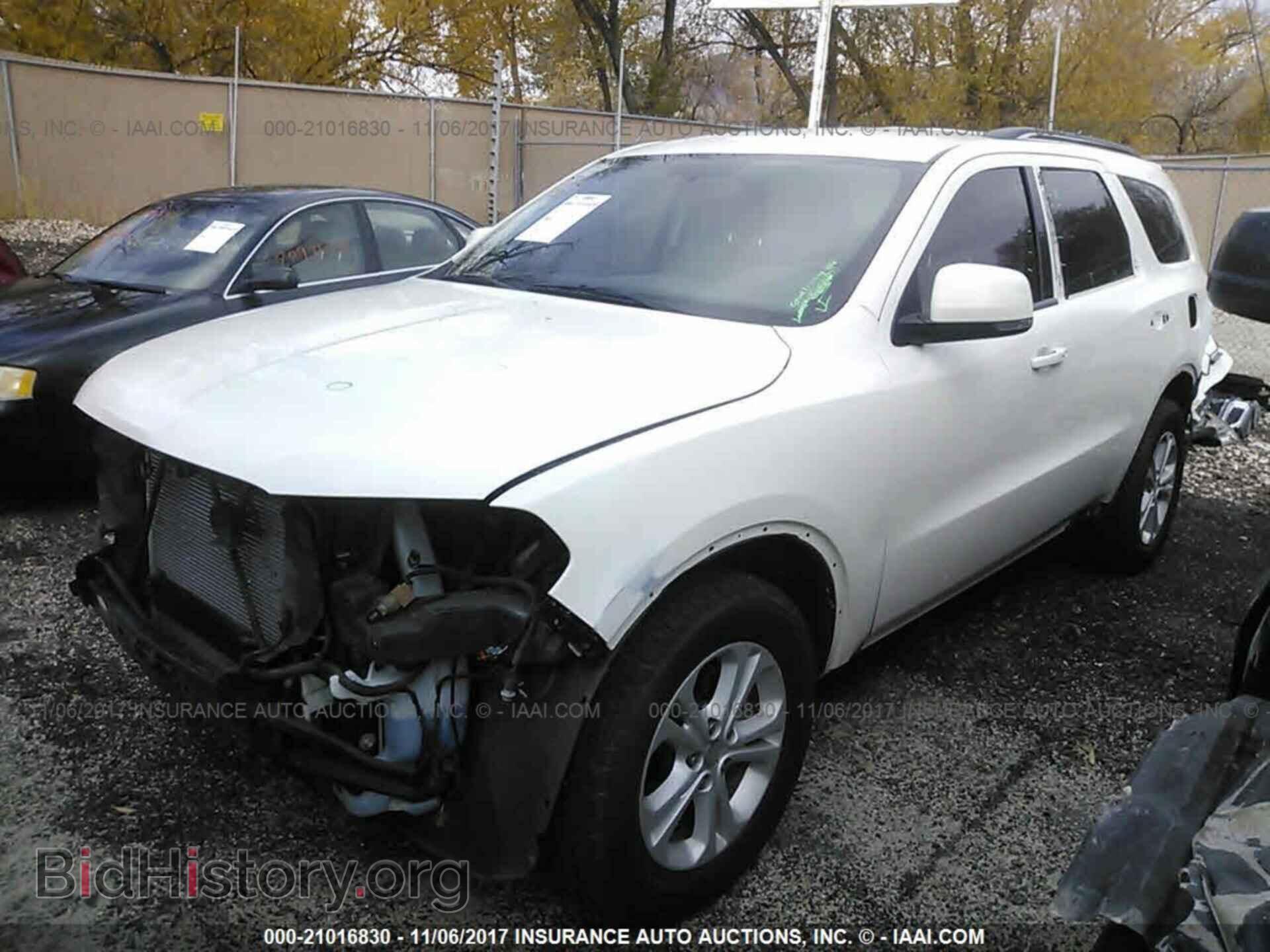 2011 Dodge Durango - VIN: 1D4RE4GG2BC742410 - Photo 2