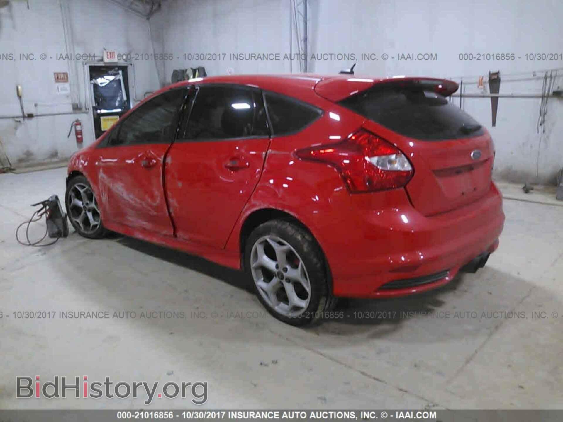 2014 Ford Focus - VIN: 1FADP3L9XEL212330 - Photo 3