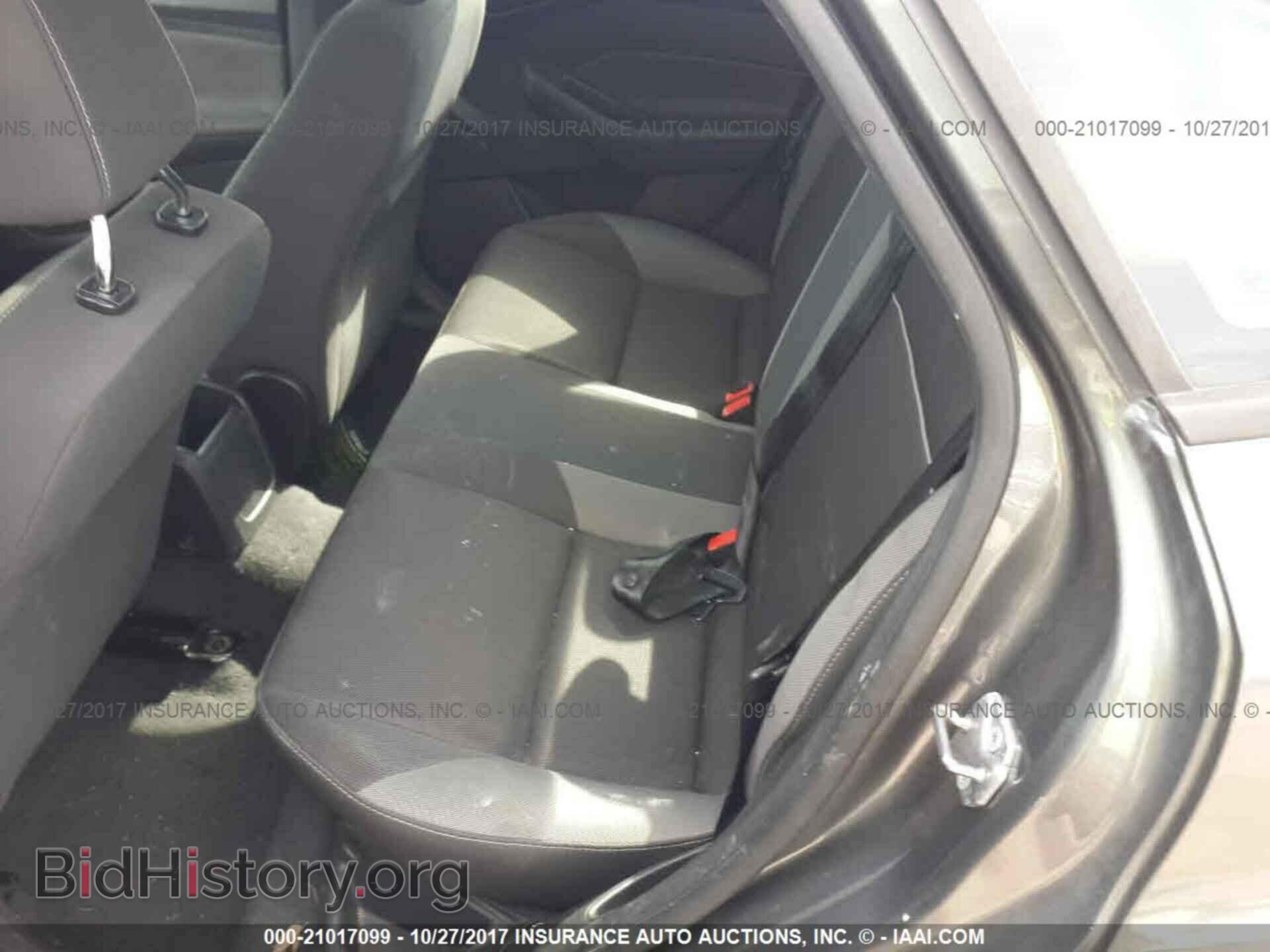 2012 Ford Focus - VIN: 1FAHP3E21CL361756 - Photo 8