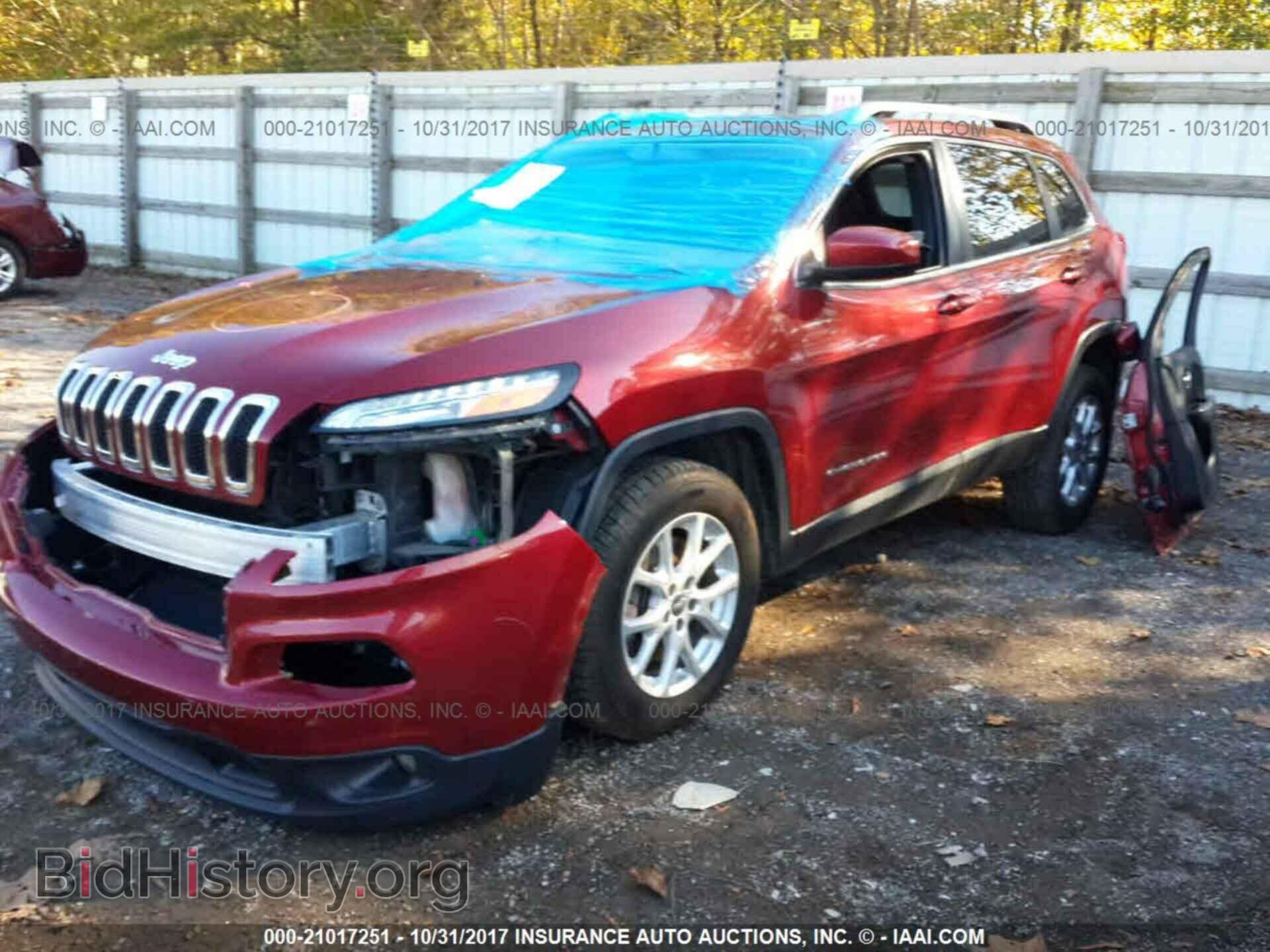 2015 Jeep Cherokee - VIN: 1C4PJMCB2FW613145 - Фото 2