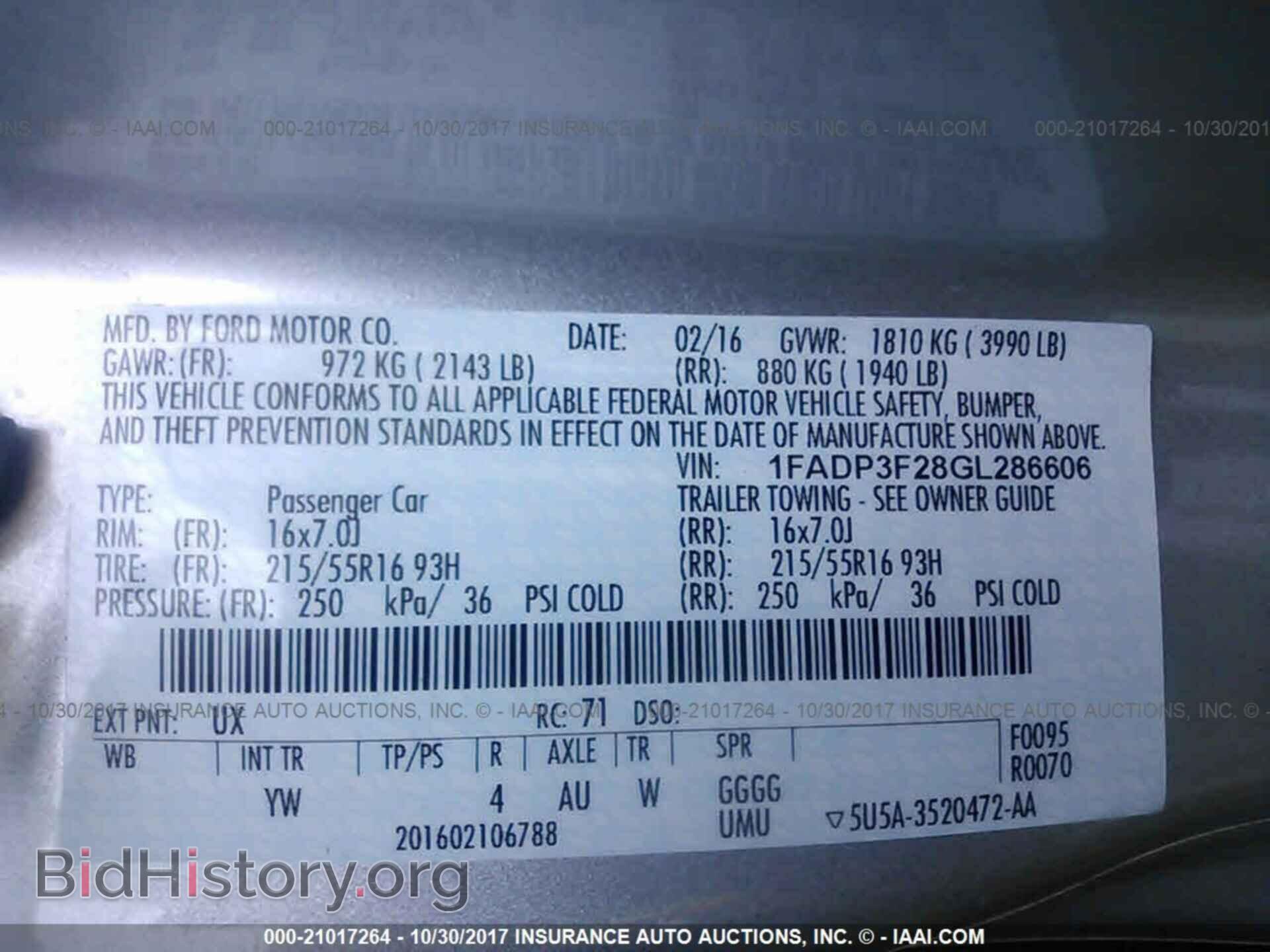 2016 Ford Focus - VIN: 1FADP3F28GL286606 - Photo 9