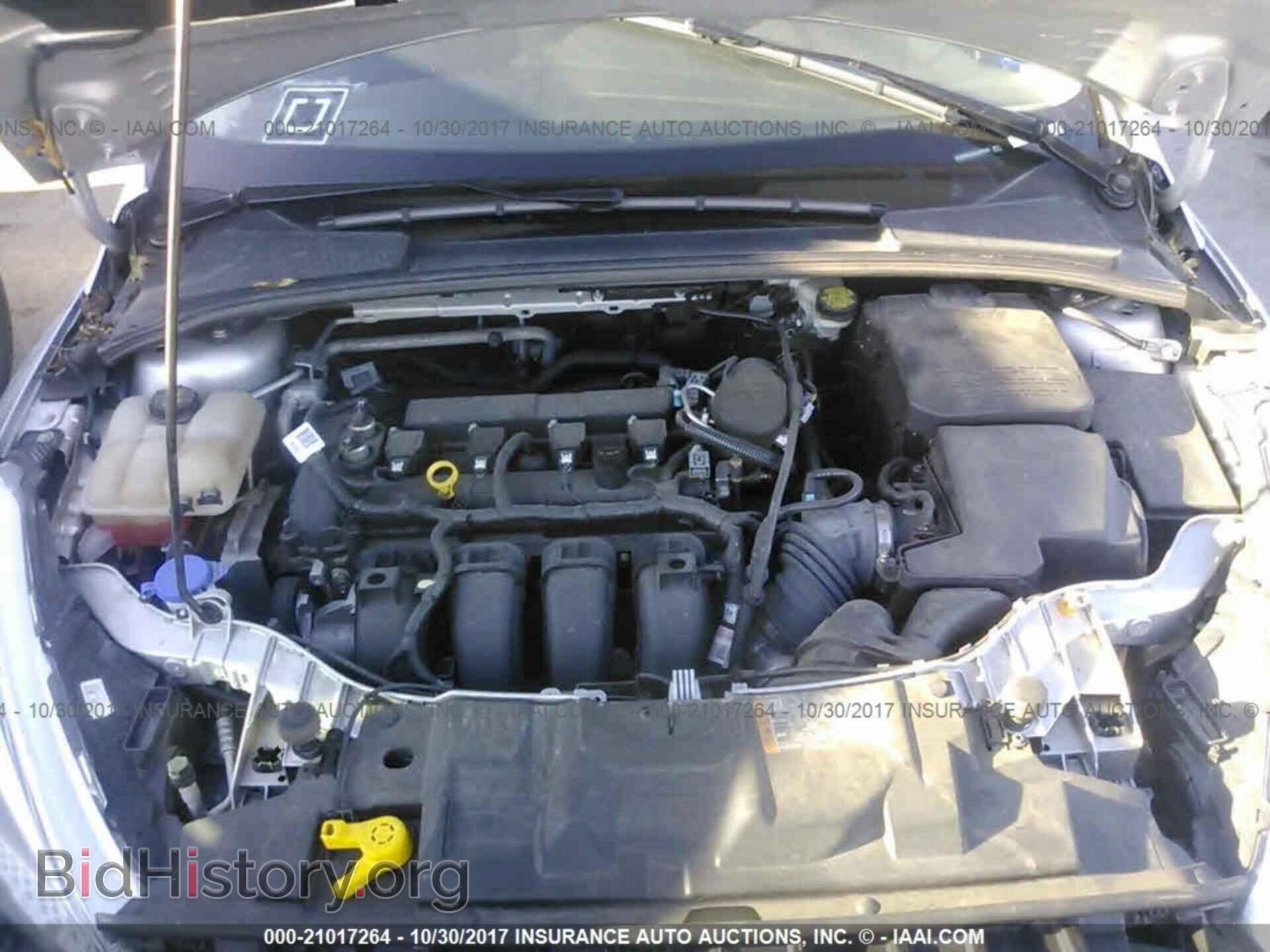 2016 Ford Focus - VIN: 1FADP3F28GL286606 - Photo 10