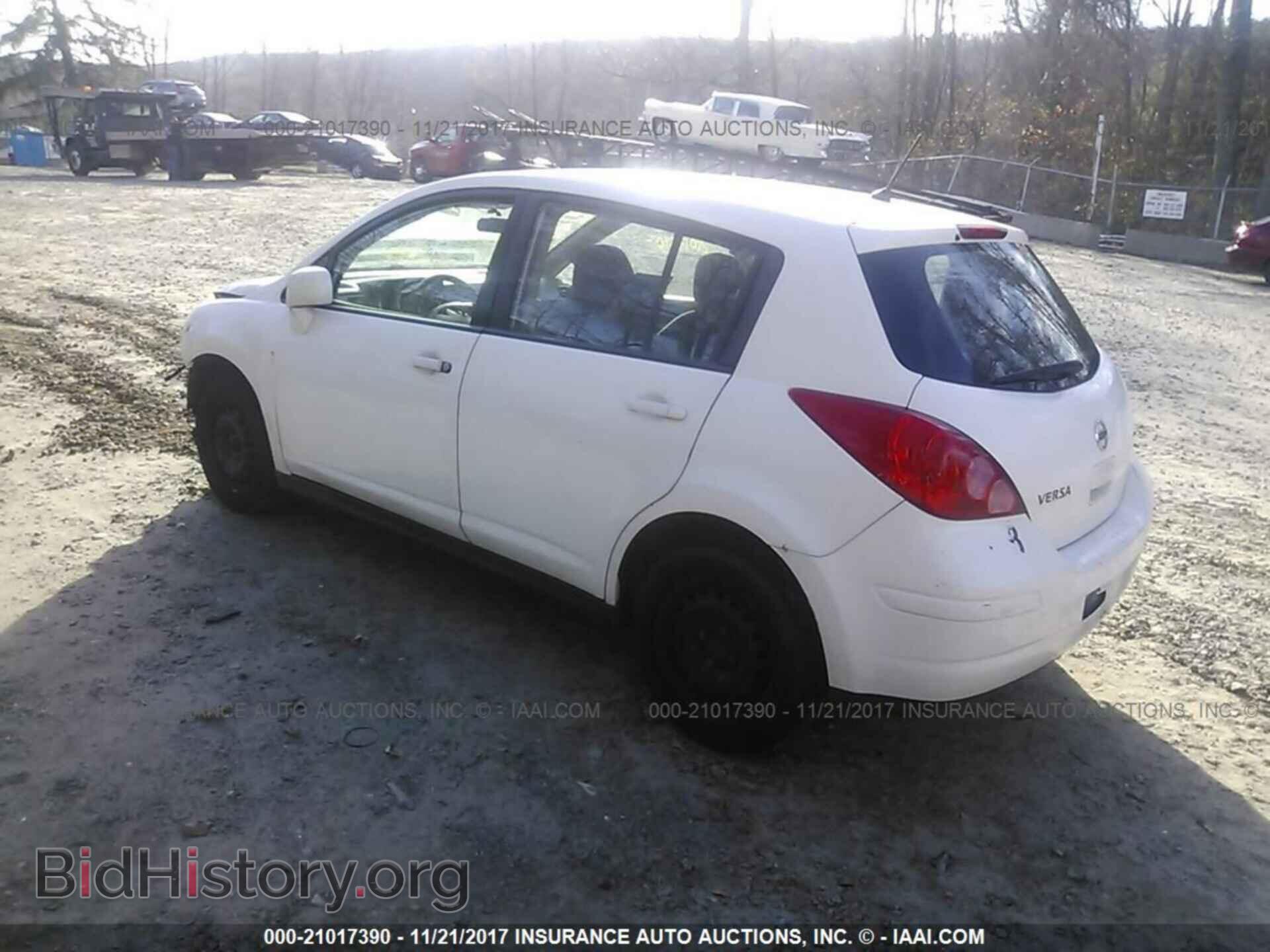 2011 Nissan Versa - VIN: 3N1BC1CPXBL433428 - Фото 3