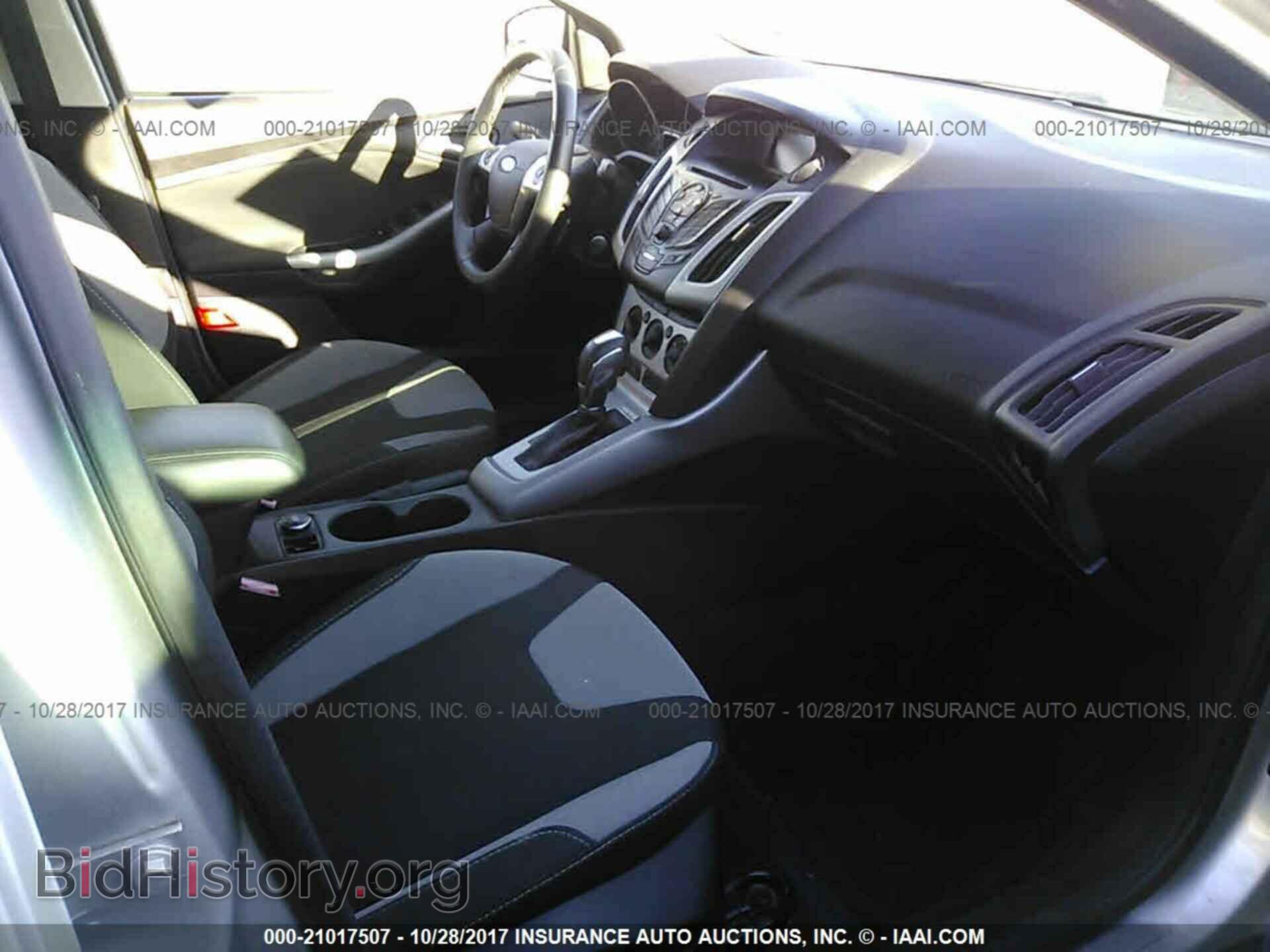 2012 Ford Focus - VIN: 1FAHP3F29CL476393 - Photo 5