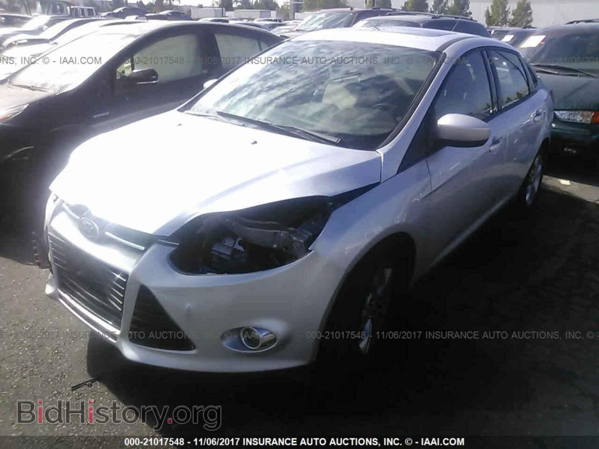 2012 Ford Focus - VIN: 1FAHP3F25CL392409 - Photo 2