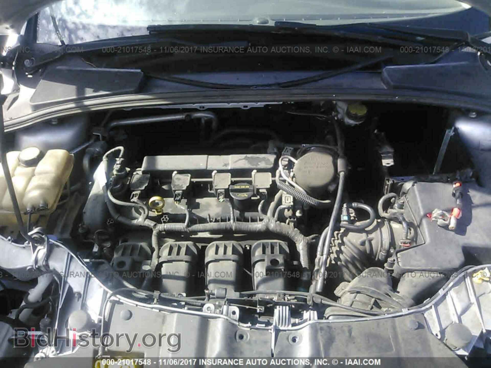 2012 Ford Focus - VIN: 1FAHP3F25CL392409 - Photo 10