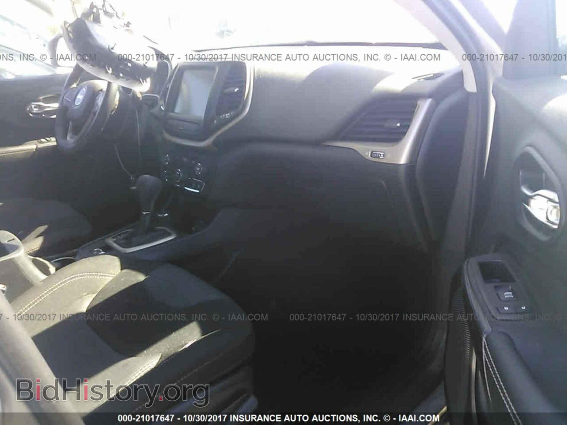 2015 Jeep Cherokee - VIN: 1C4PJMCSXFW529557 - Фото 5