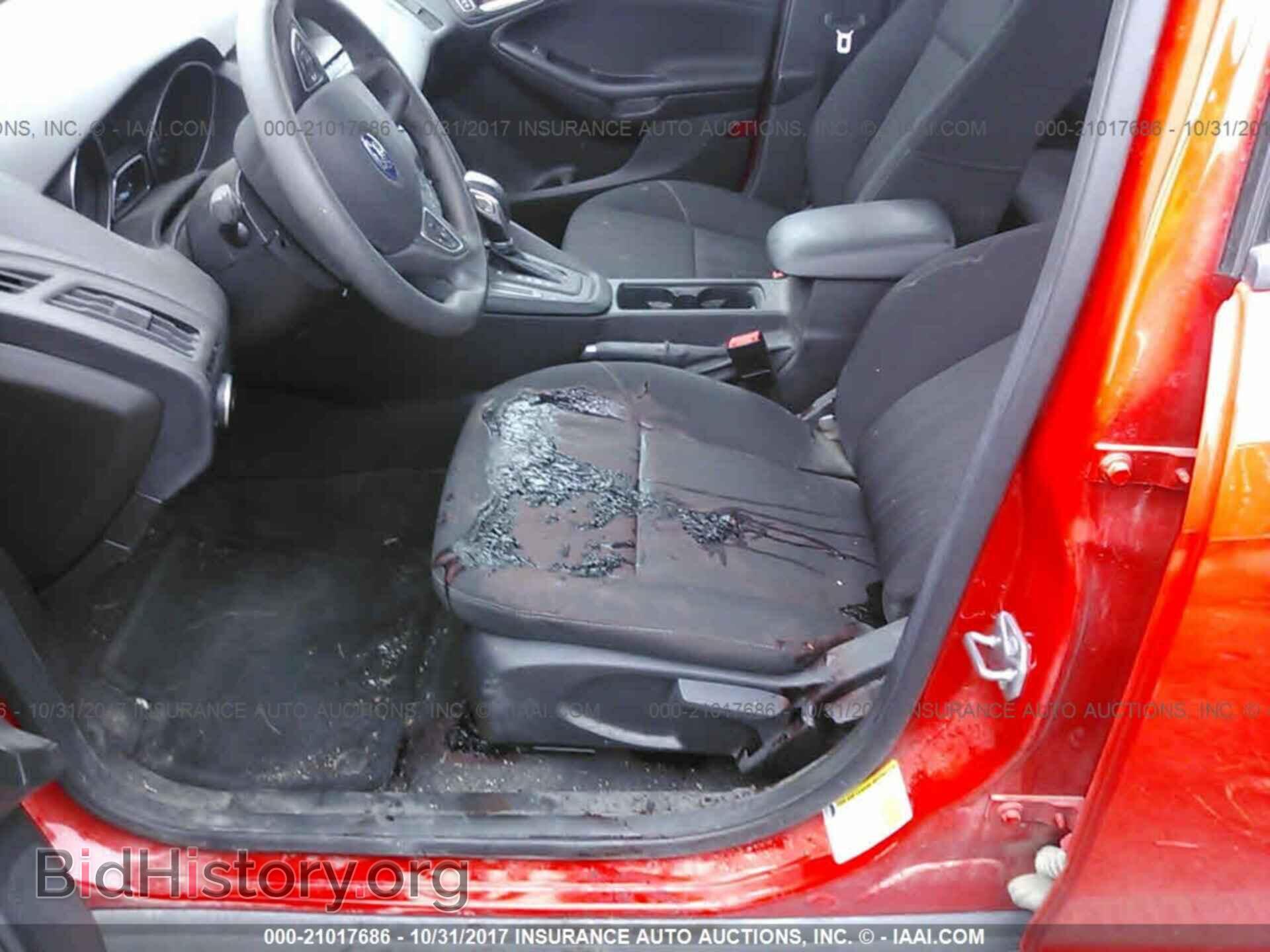 2016 Ford Focus - VIN: 1FADP3F26GL405074 - Photo 6