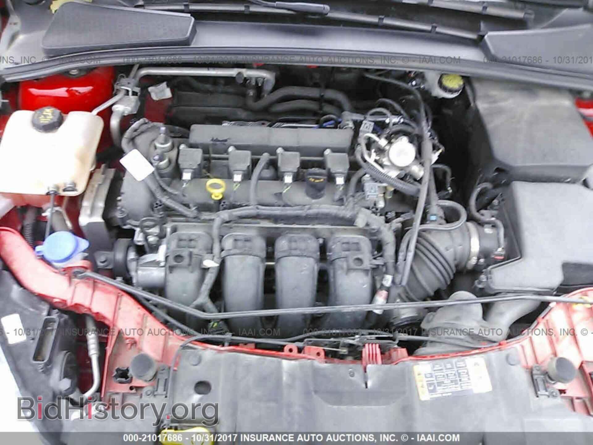 2016 Ford Focus - VIN: 1FADP3F26GL405074 - Photo 10