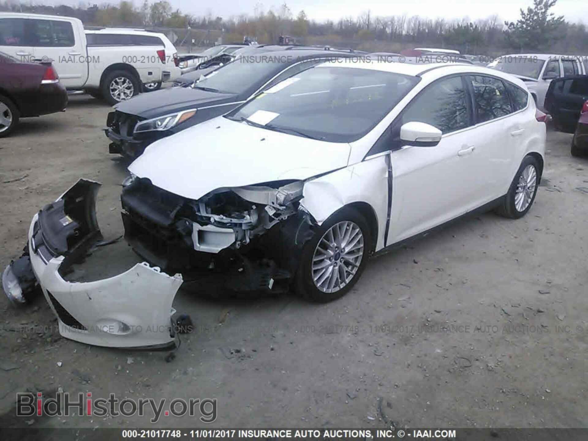 2013 Ford Focus - VIN: 1FADP3N27DL218424 - Photo 2