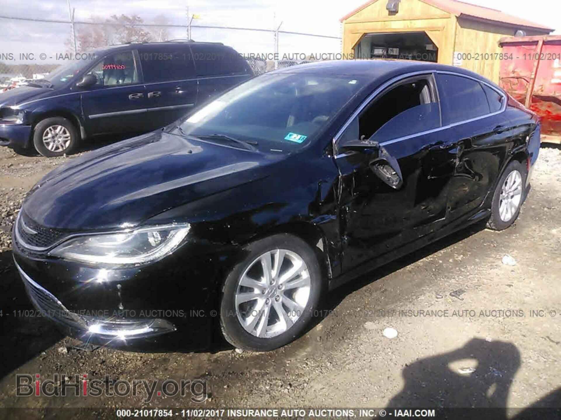 2015 Chrysler 200 - VIN: 1C3CCCAB6FN537770 - Фото 2
