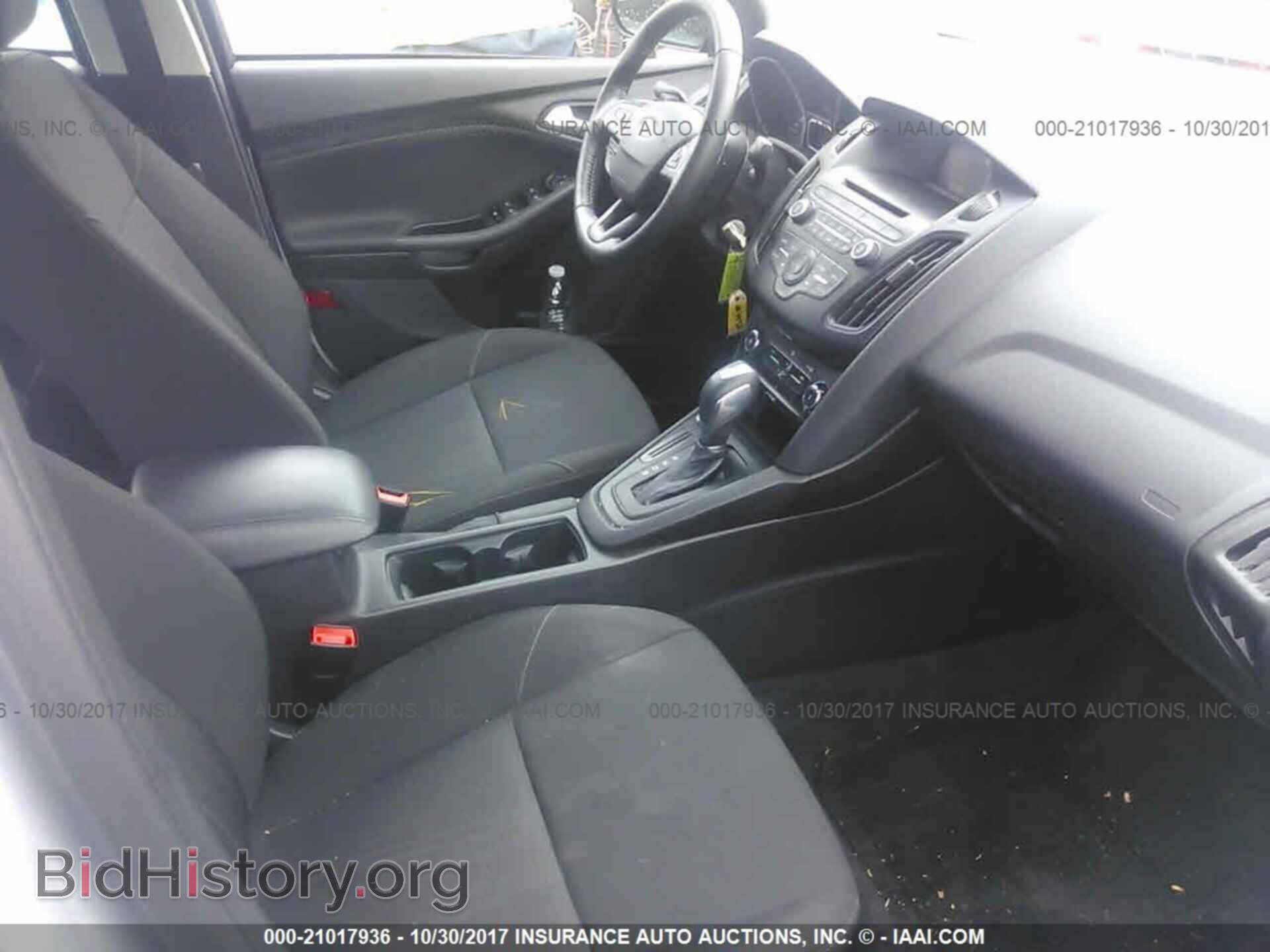 2015 Ford Focus - VIN: 1FADP3F22FL258668 - Photo 5