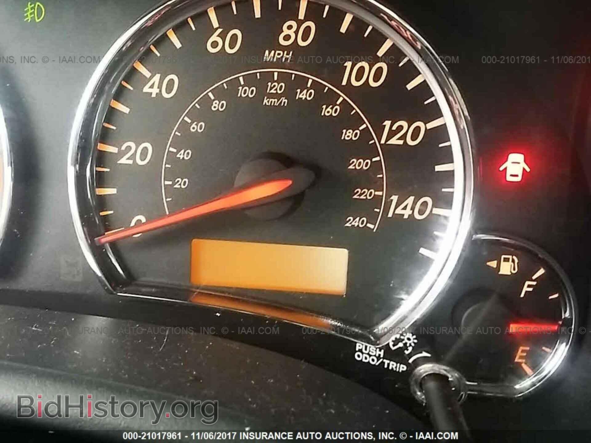 2011 Toyota Corolla - VIN: 2T1BU4EEXBC735036 - Фото 7