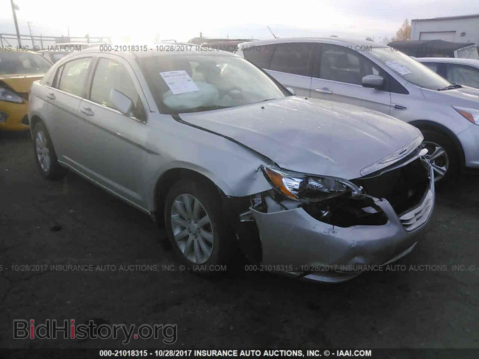 Фотография 1C3CCBBB8CN146690 - Chrysler 200 2012