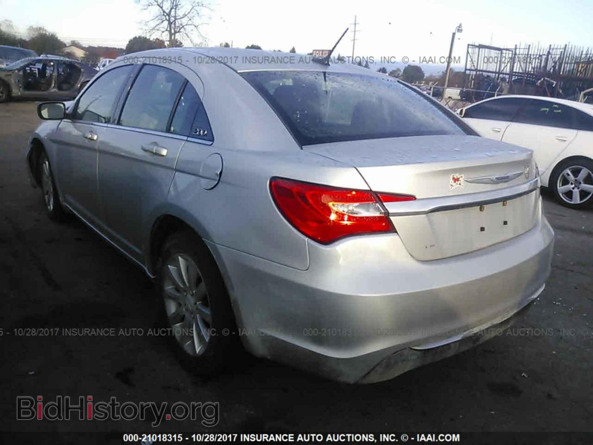 2012 Chrysler 200 - VIN: 1C3CCBBB8CN146690 - Фото 3