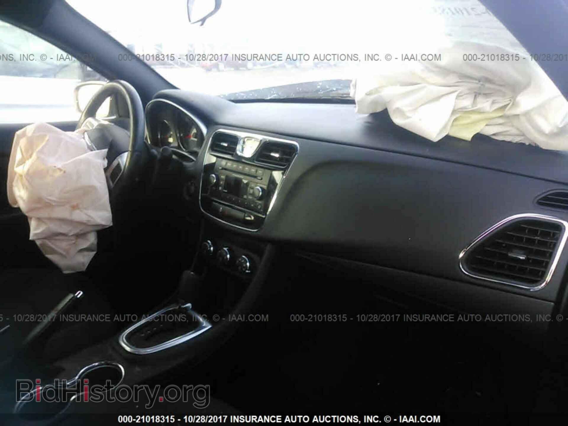 2012 Chrysler 200 - VIN: 1C3CCBBB8CN146690 - Фото 5