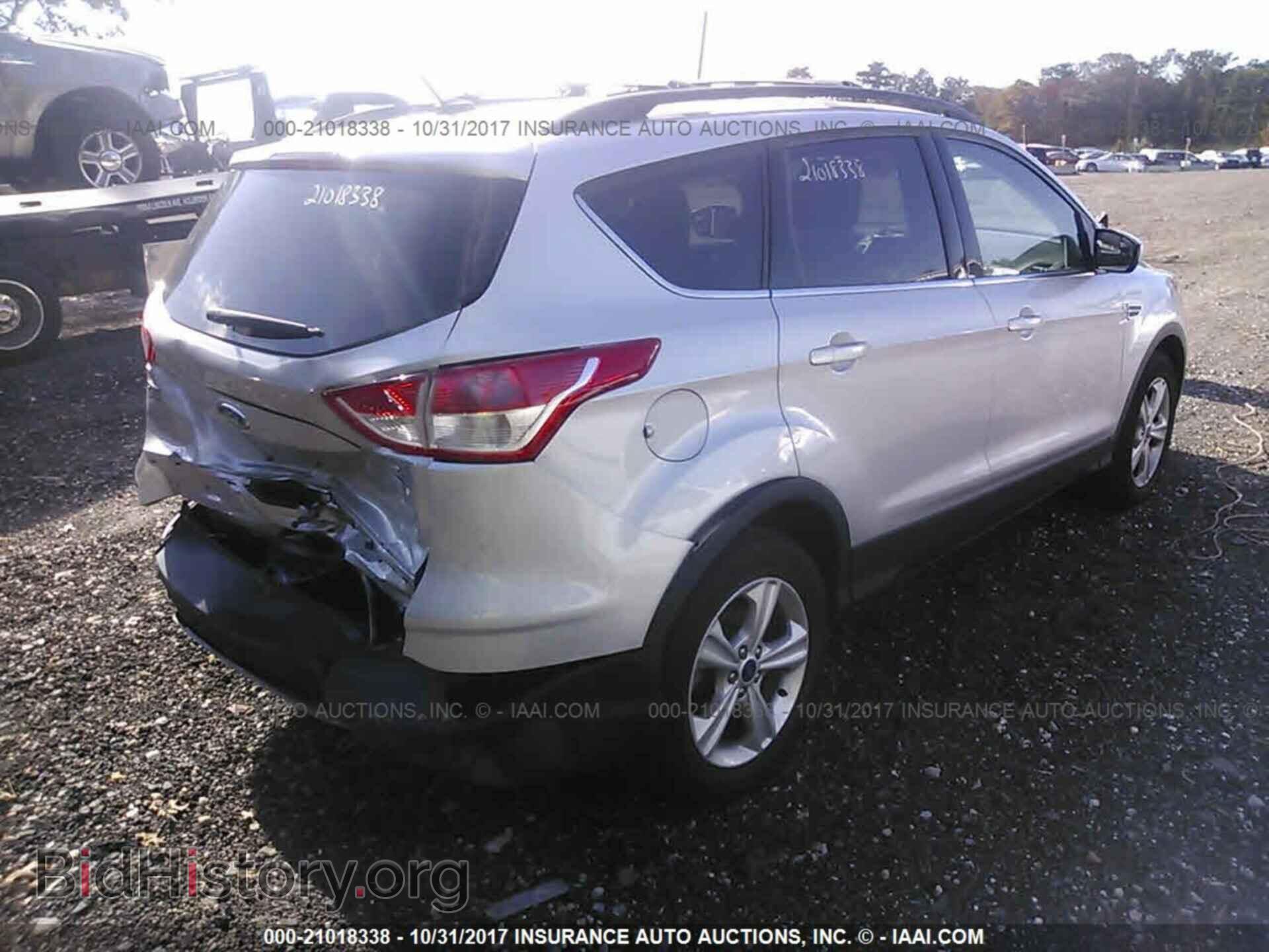 2014 Ford Escape - VIN: 1FMCU9G97EUE45177 - Photo 4