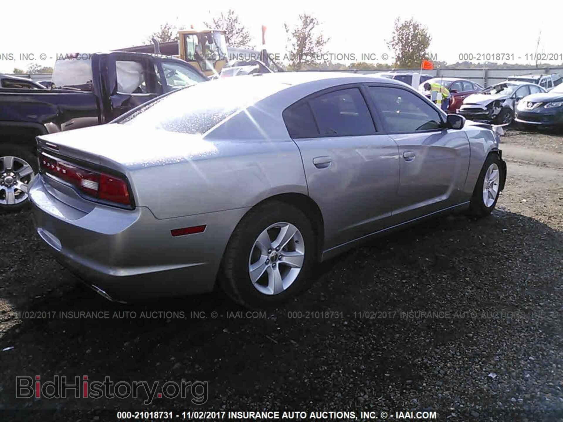 2013 Dodge Charger - VIN: 2C3CDXBG5DH612981 - Фото 4