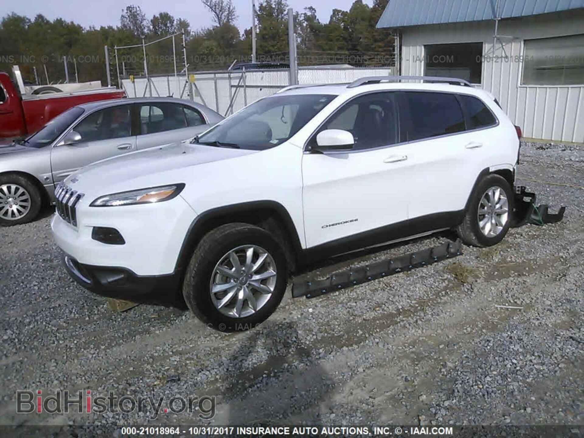 2015 Jeep Cherokee - VIN: 1C4PJMDB0FW779372 - Фото 2