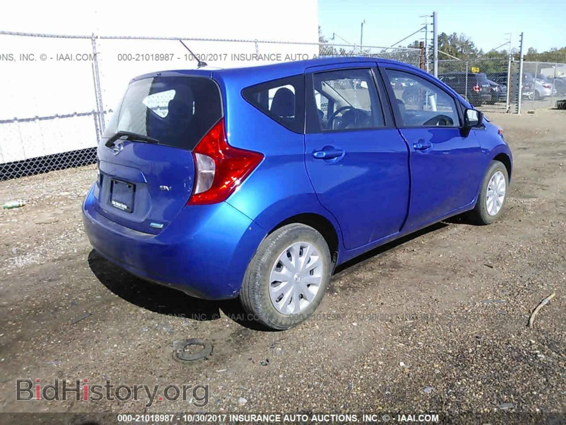 2015 Nissan Versa note - VIN: 3N1CE2CP8FL423667 - Photo 4