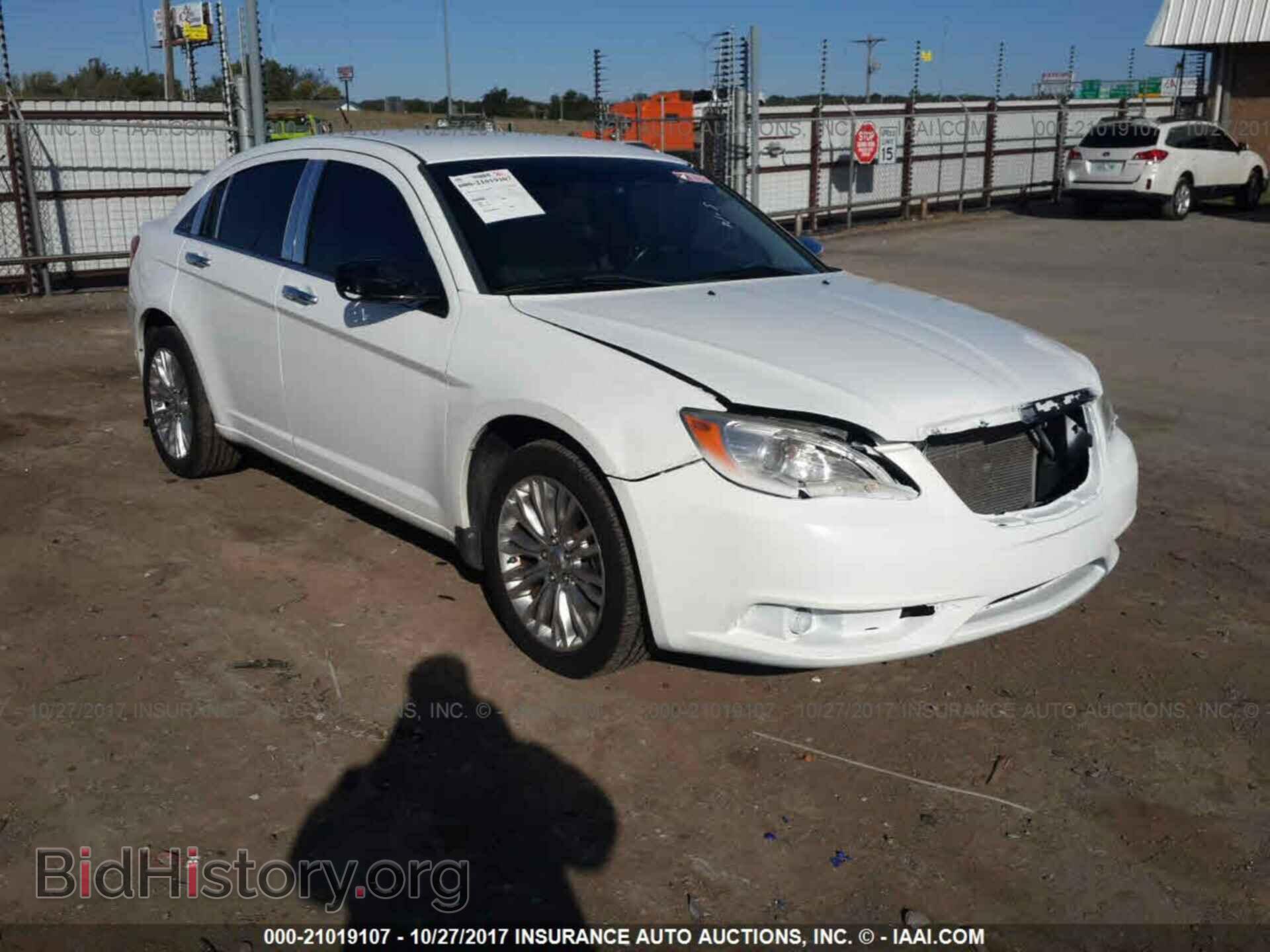 Фотография 1C3CCBCB6CN107675 - Chrysler 200 2012