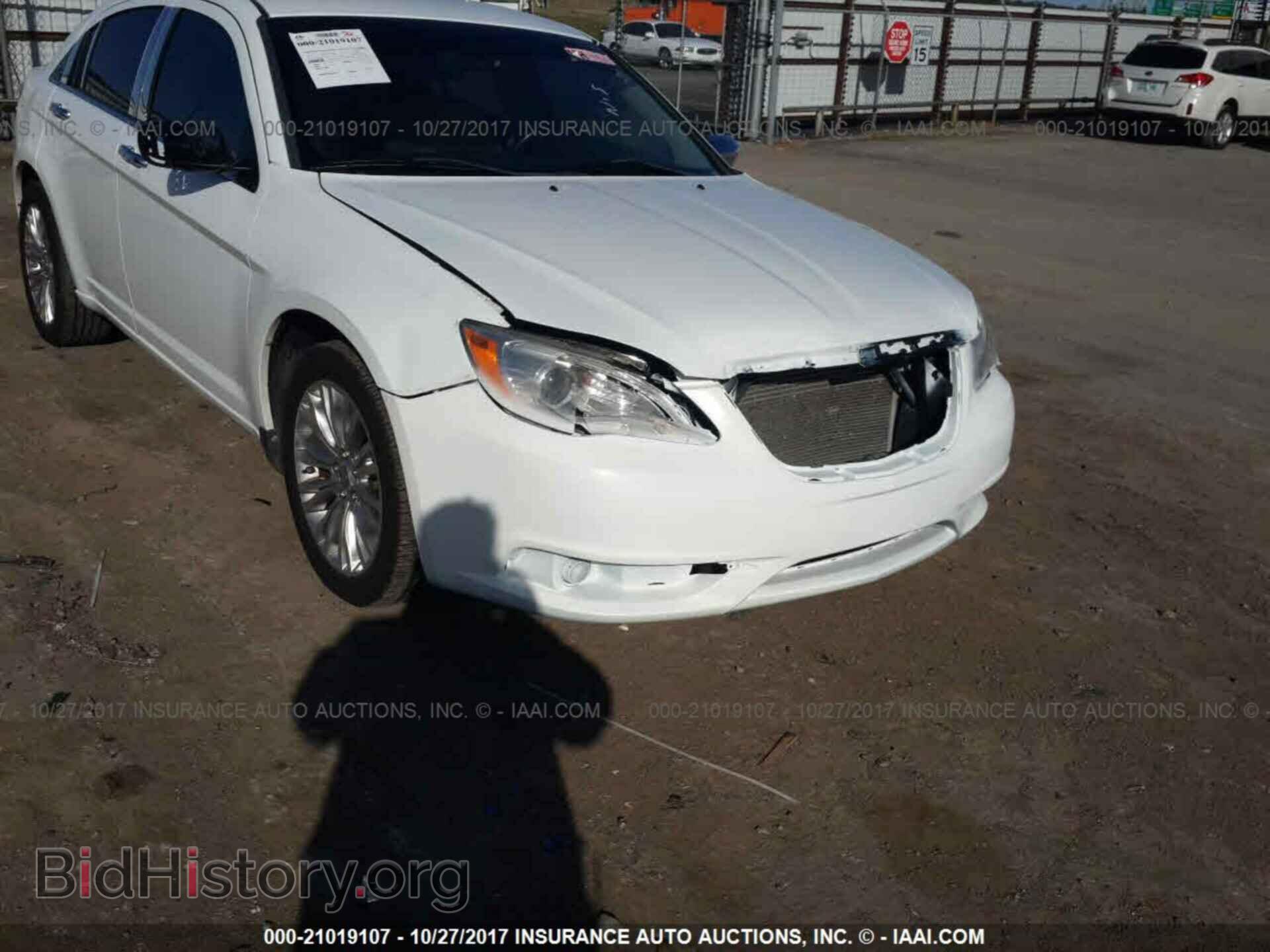 2012 Chrysler 200 - VIN: 1C3CCBCB6CN107675 - Фото 6