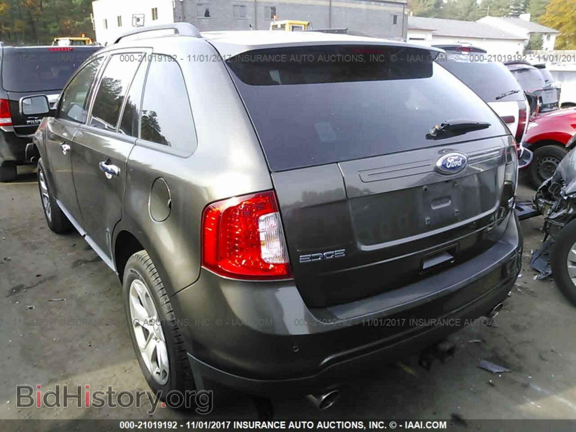2011 Ford Edge - VIN: 2FMDK4JCXBBA04209 - Photo 3