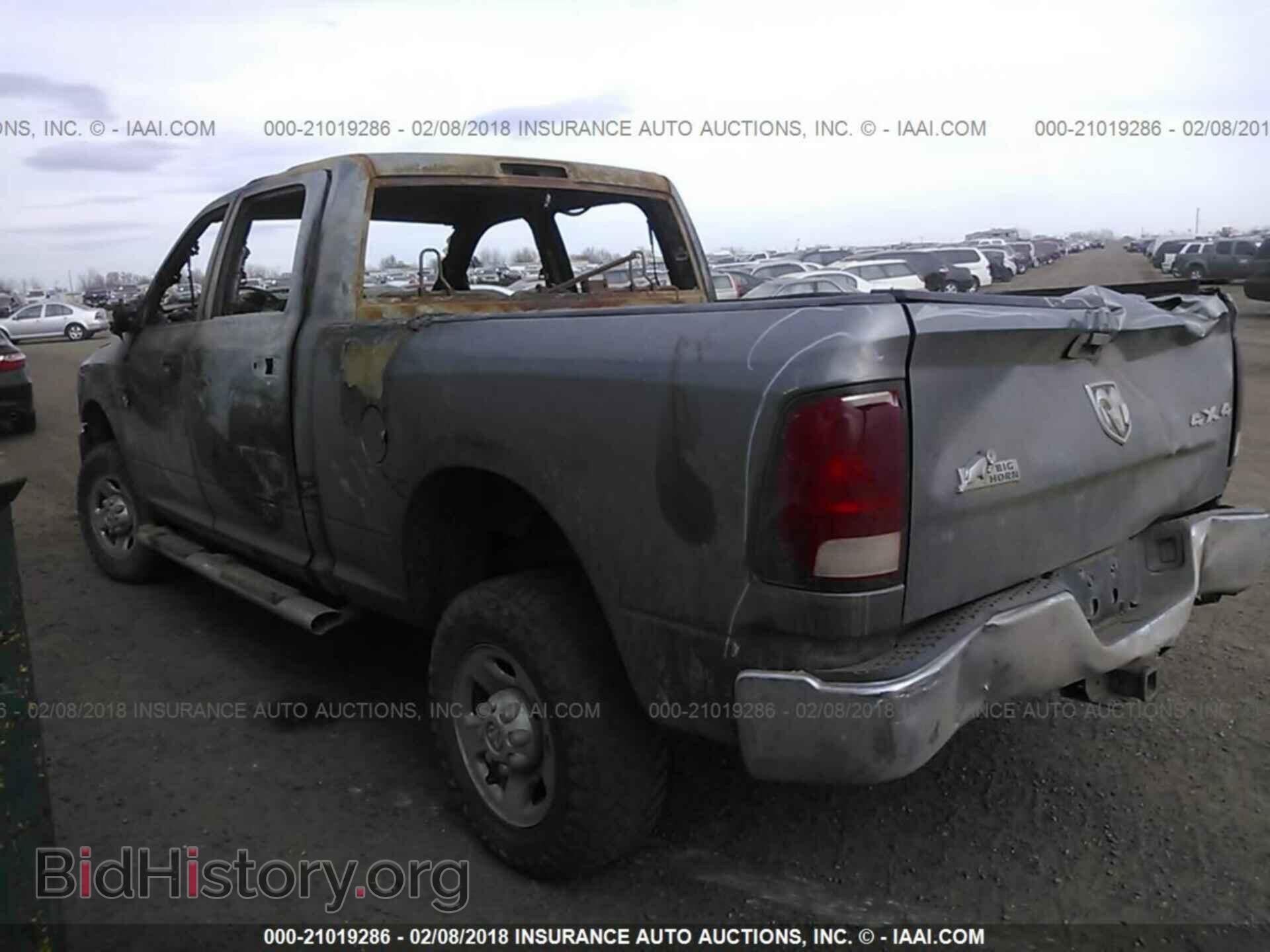2011 Dodge Ram 3500 - VIN: 3D73Y3CL6BG535612 - Фото 3
