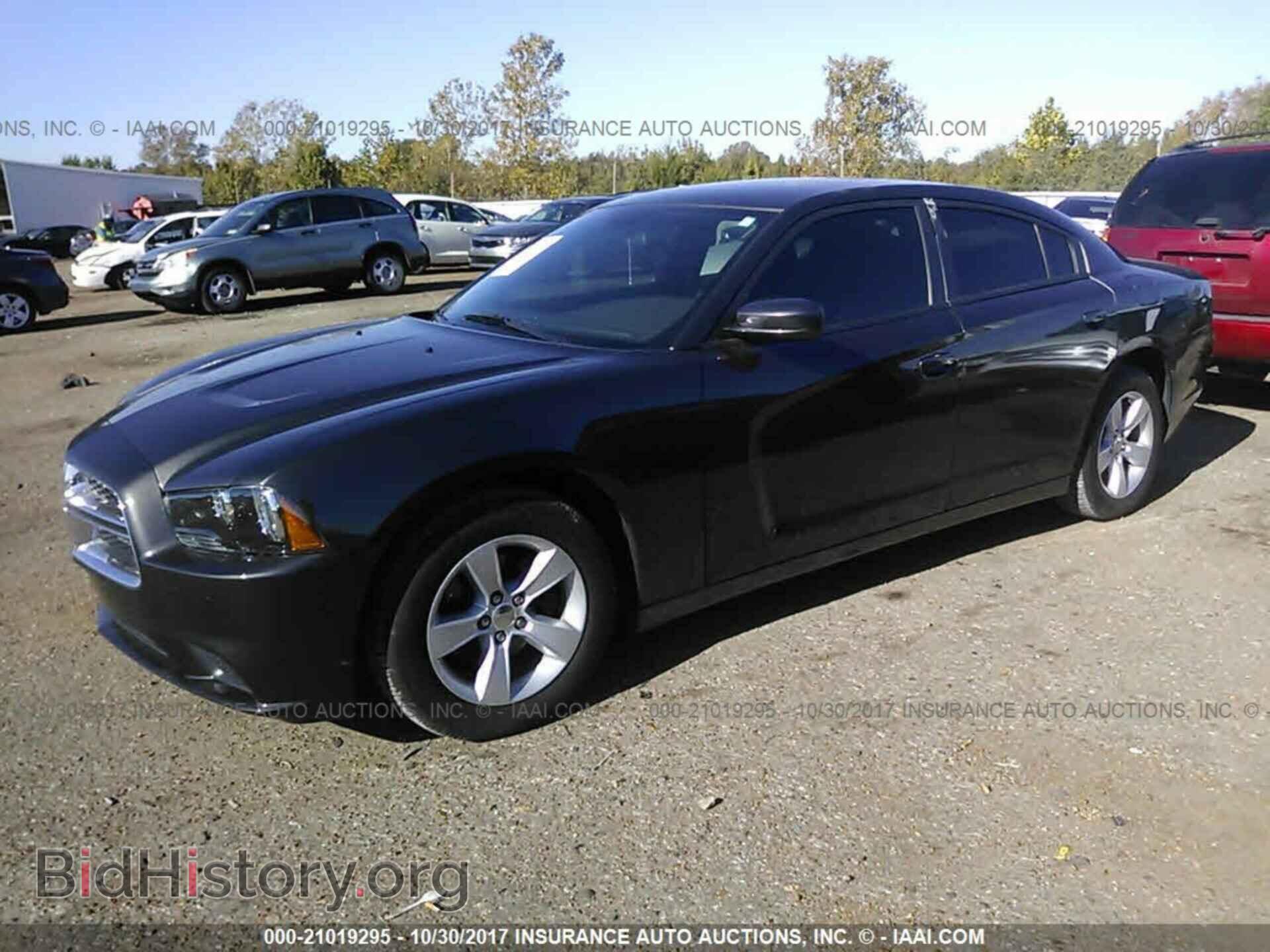 2014 Dodge Charger - VIN: 2C3CDXBG8EH174460 - Фото 2