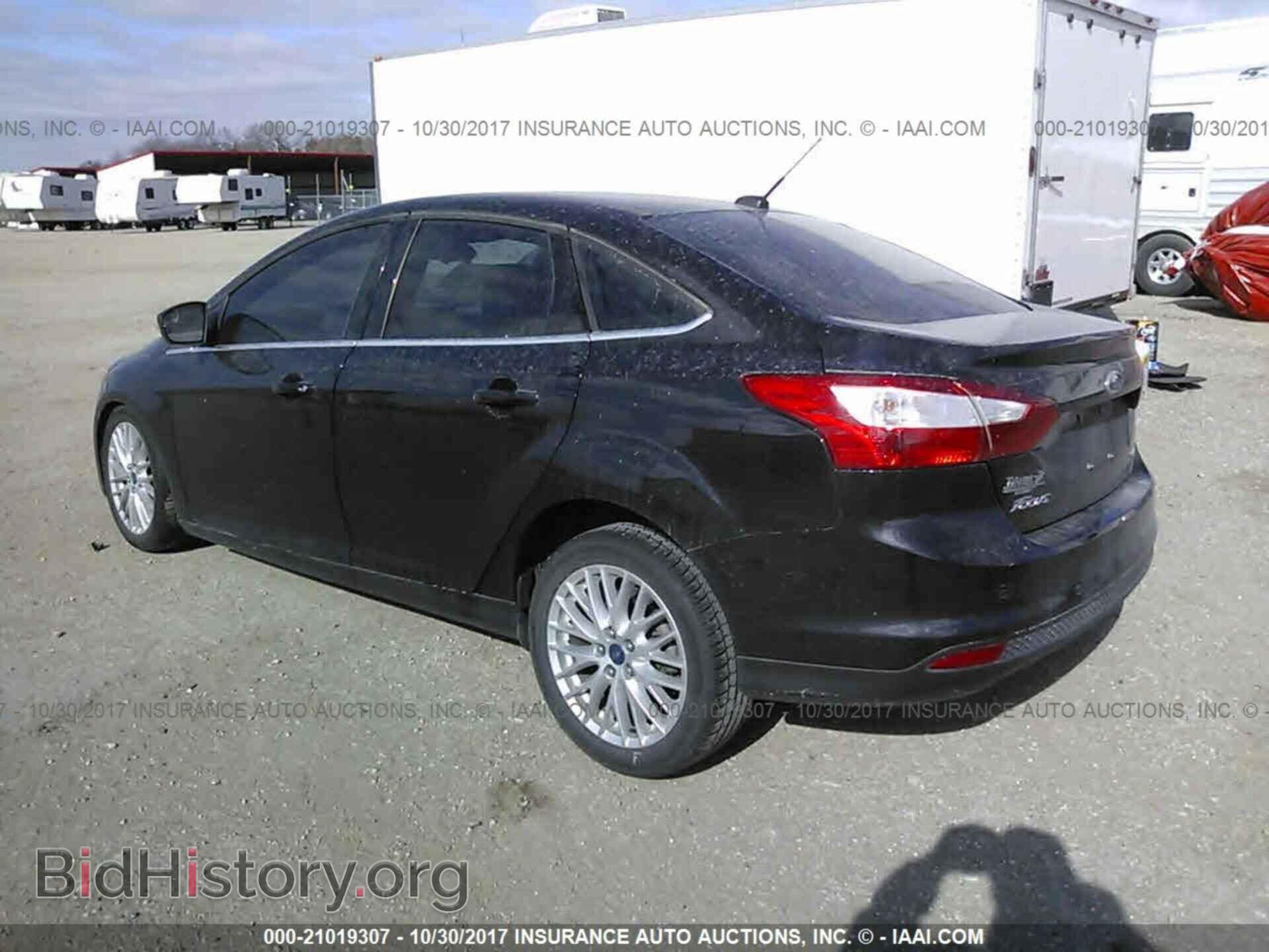2012 Ford Focus - VIN: 1FAHP3H20CL301544 - Photo 3