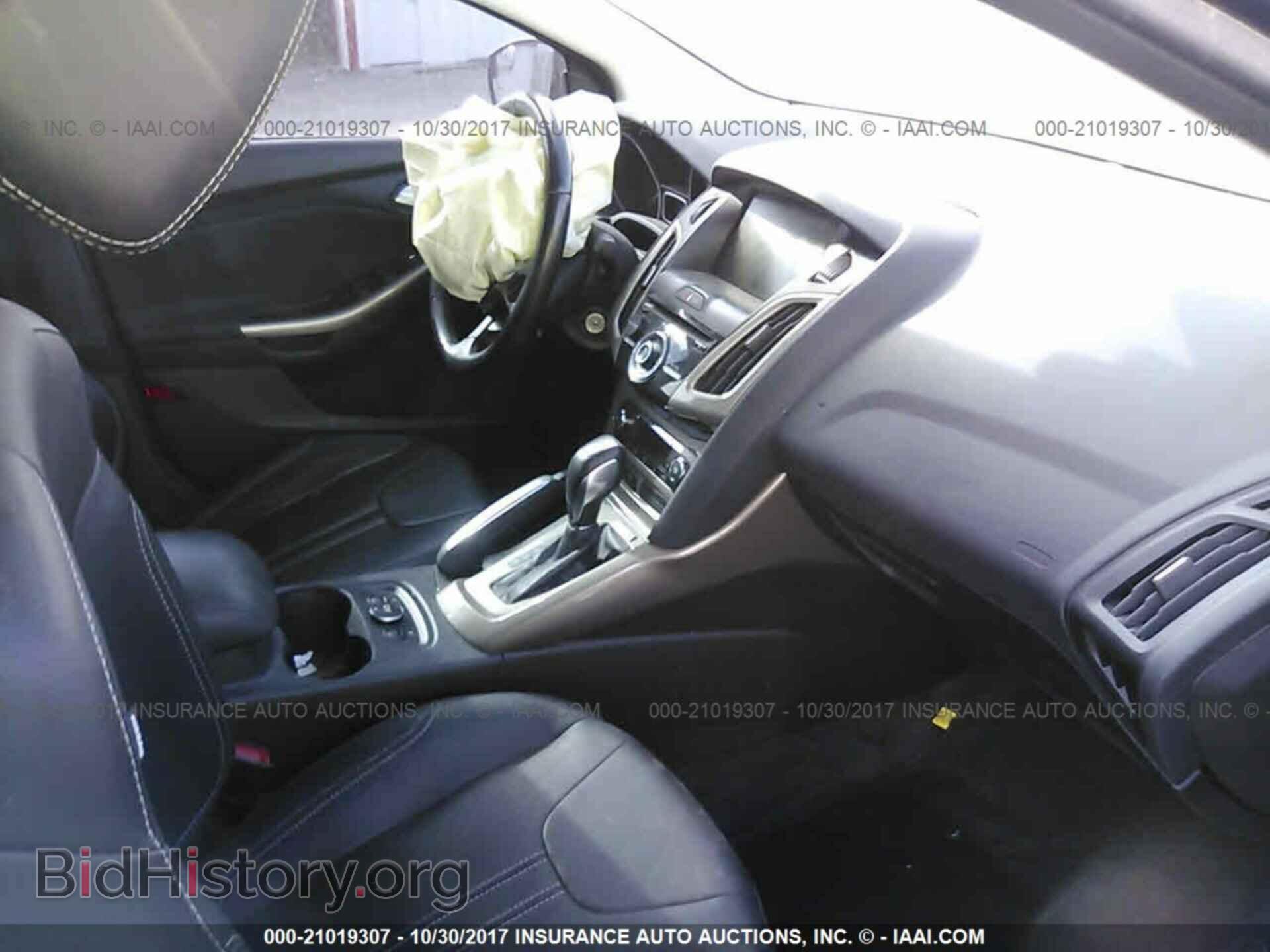 2012 Ford Focus - VIN: 1FAHP3H20CL301544 - Photo 5