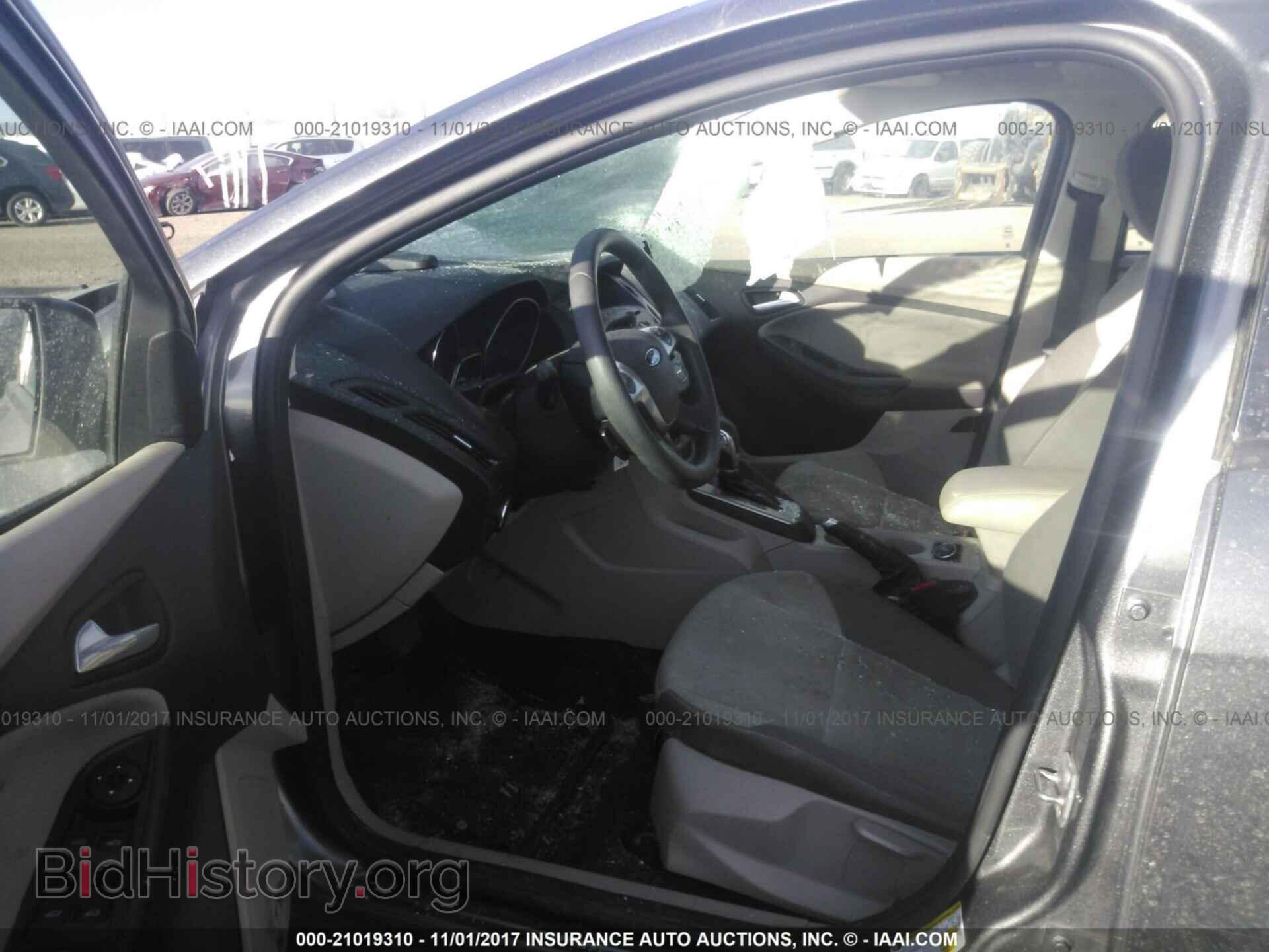 2014 Ford Focus - VIN: 1FADP3F22EL229525 - Фото 5