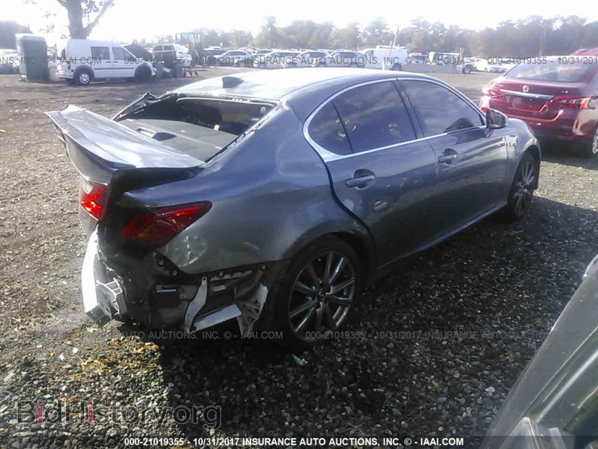 2015 Lexus Gs - VIN: JTHCE1BL2FA002975 - Photo 4