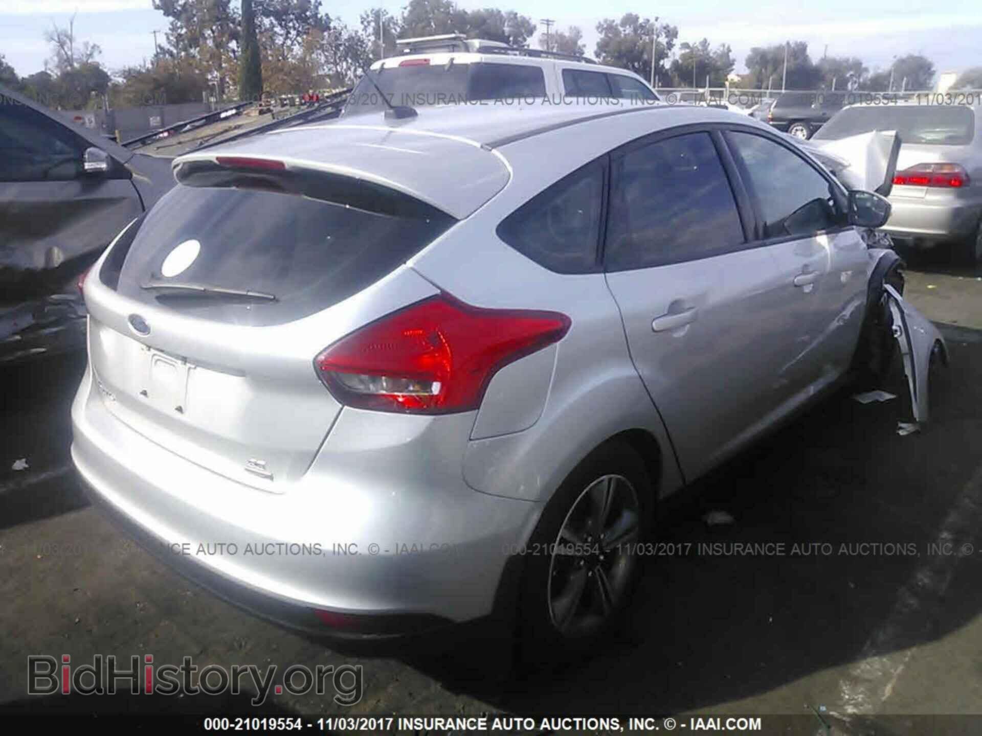 2016 Ford Focus - VIN: 1FADP3KE2GL209374 - Фото 4
