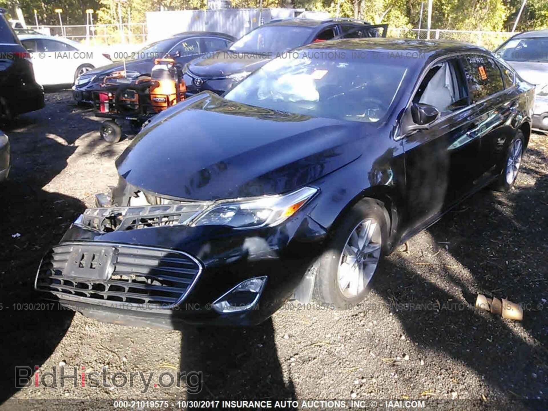 2014 Toyota Avalon - VIN: 4T1BK1EB4EU087819 - Фото 2