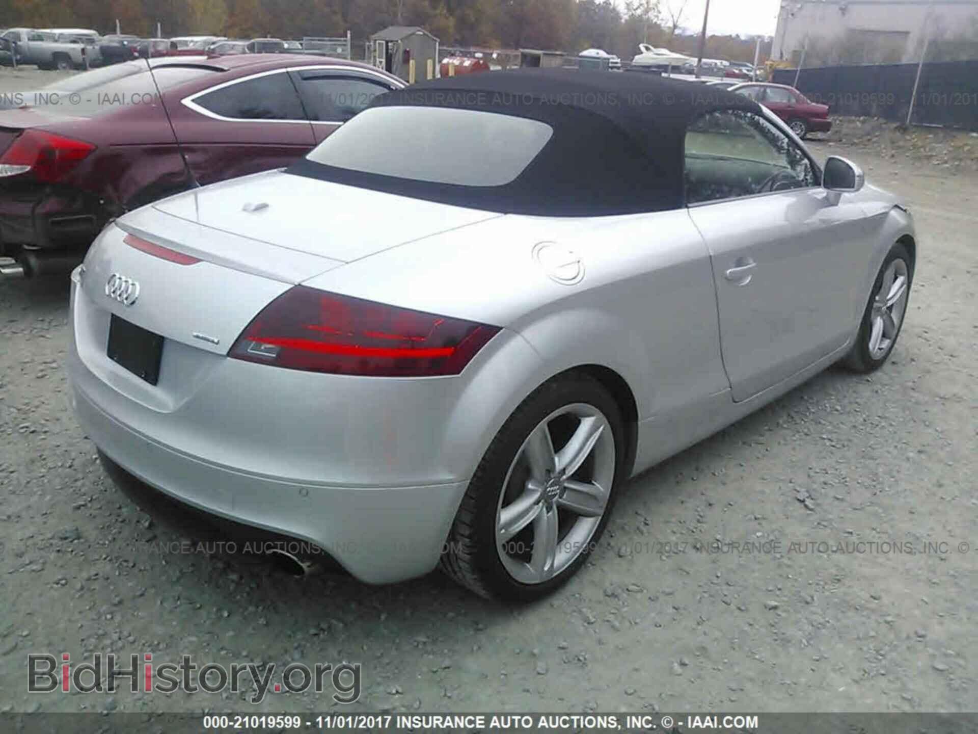 2011 AUDI TT - VIN: TRU4FAFK7B1025561 - Фото 4