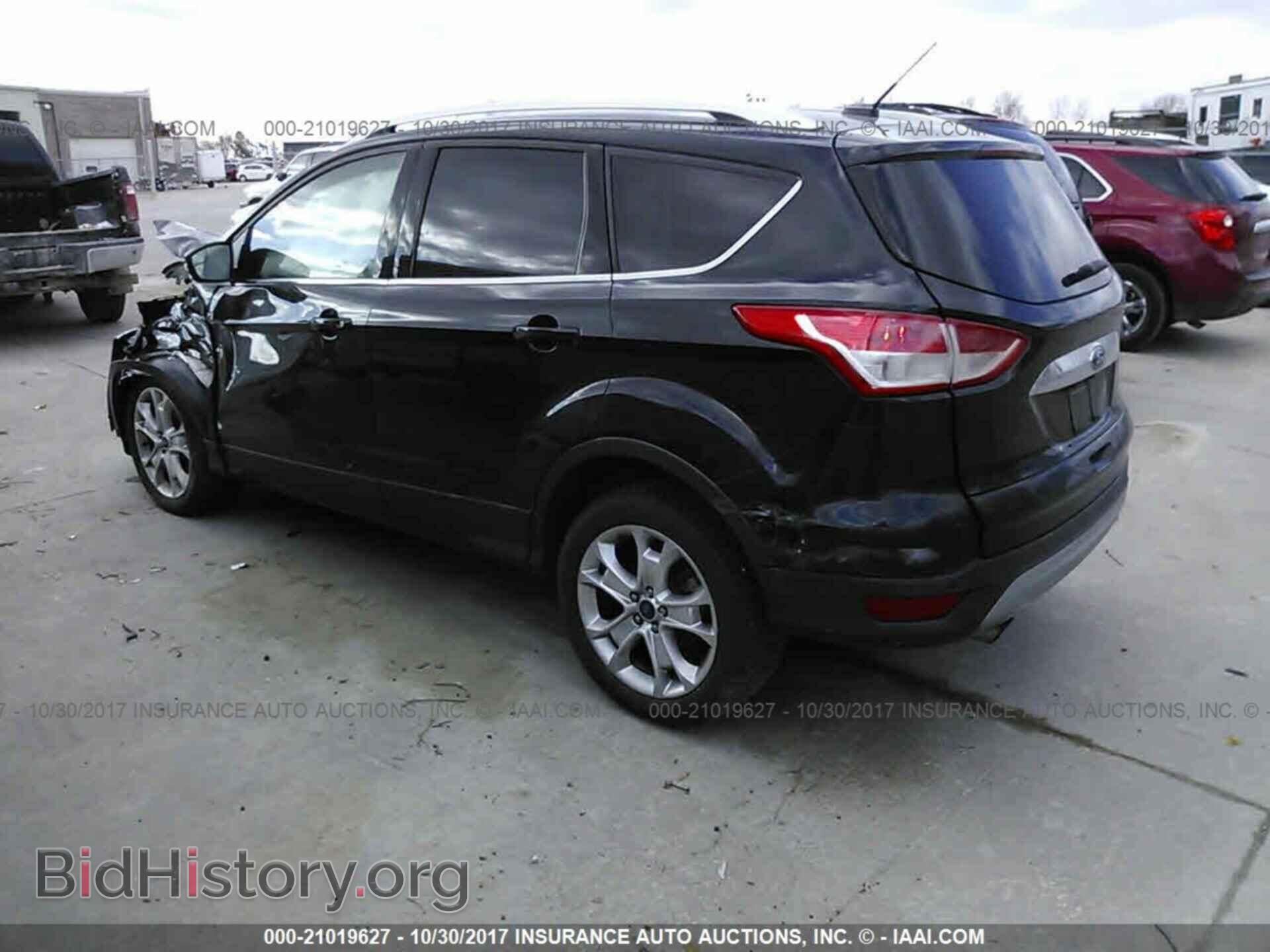 2015 Ford Escape - VIN: 1FMCU9J95FUB97974 - Photo 3