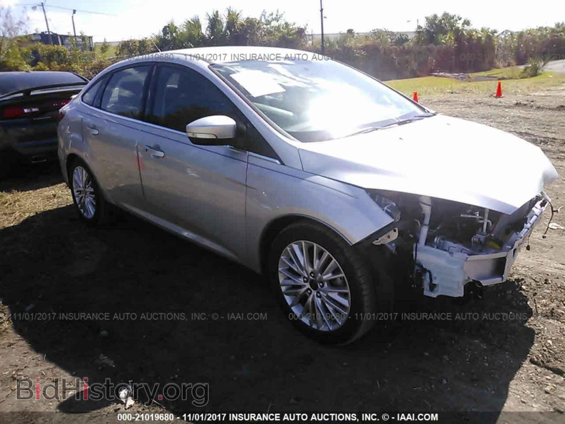 Photo 1FADP3J22FL228108 - Ford Focus 2015