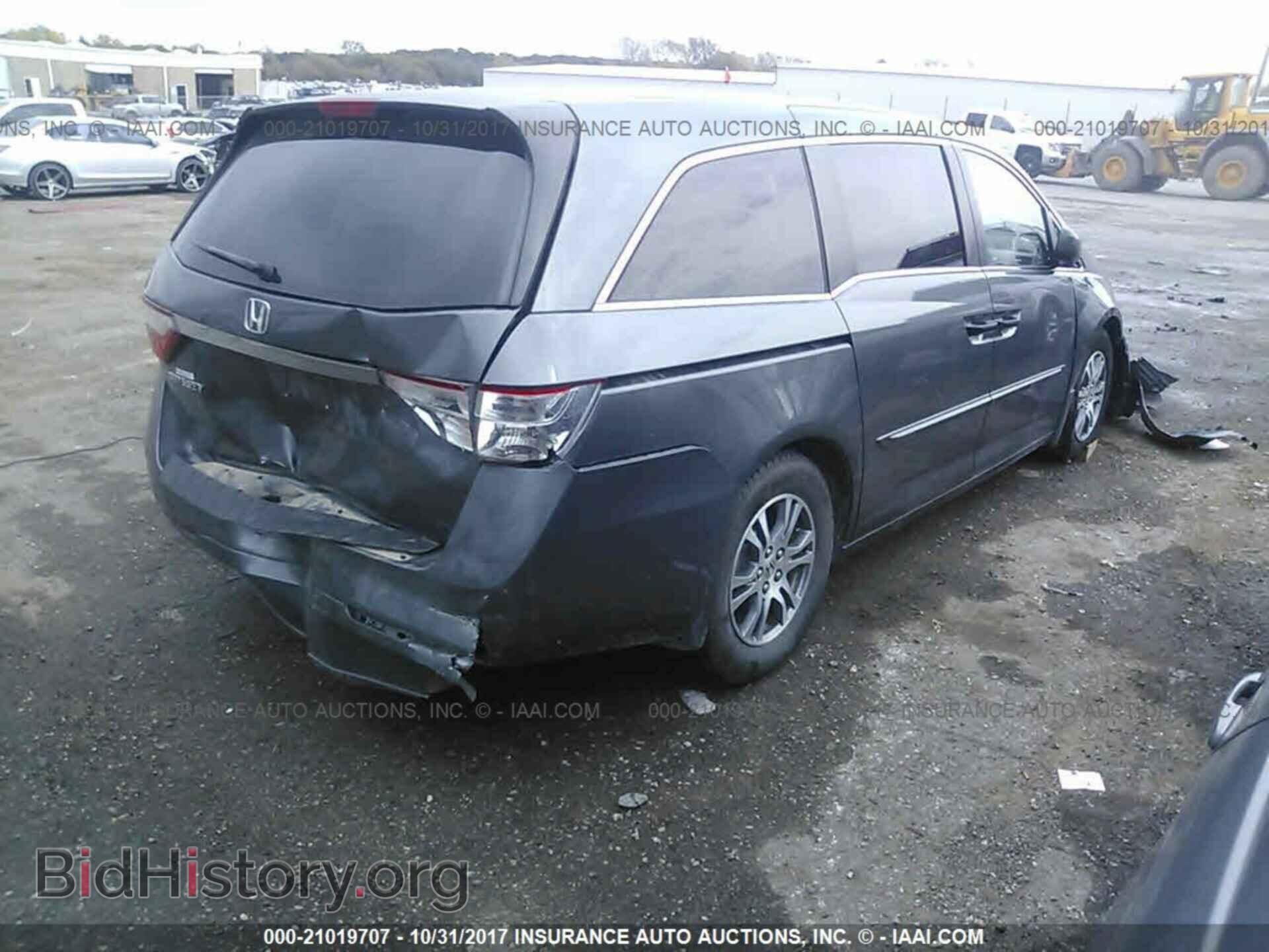 2012 Honda Odyssey - VIN: 5FNRL5H25CB088065 - Фото 4