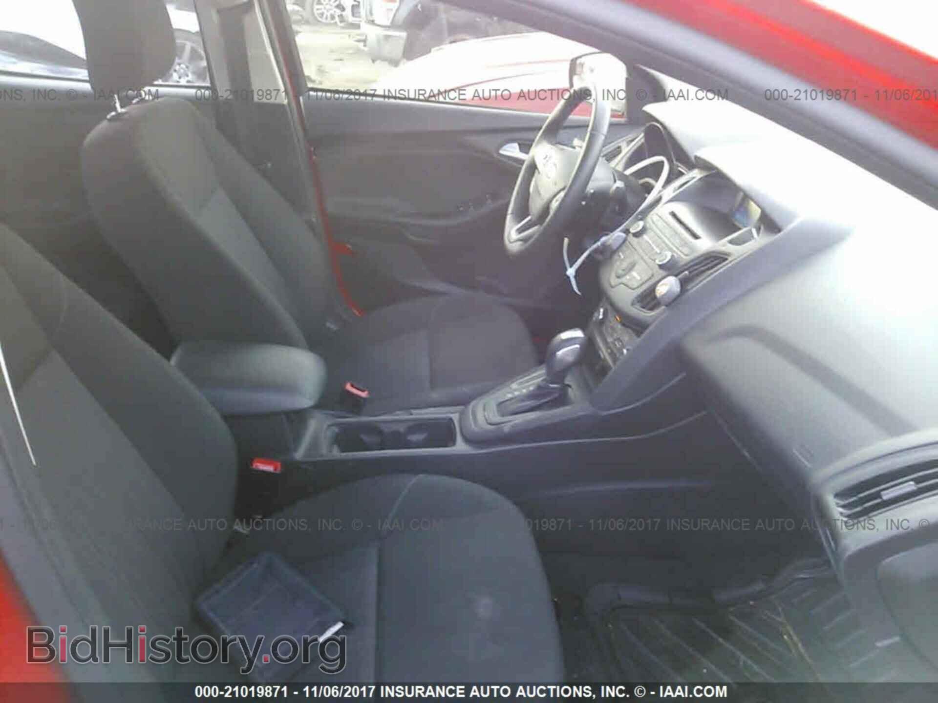 2015 Ford Focus - VIN: 1FADP3F25FL248166 - Photo 5