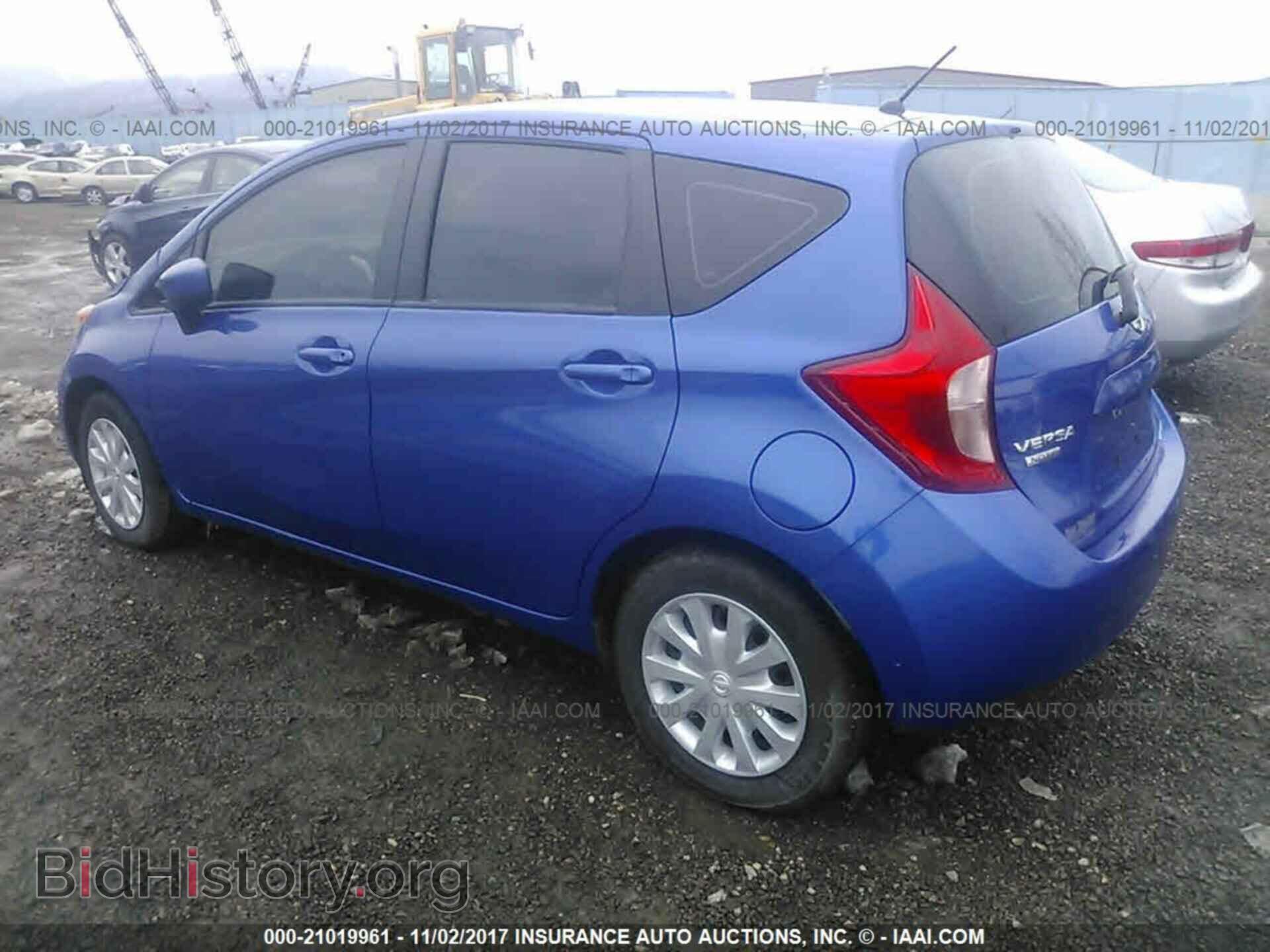 2015 Nissan Versa note - VIN: 3N1CE2CP1FL417581 - Фото 3