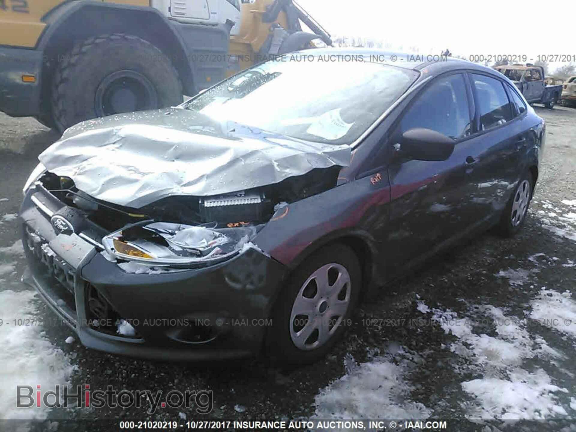 2012 Ford Focus - VIN: 1FAHP3E26CL274189 - Фото 2