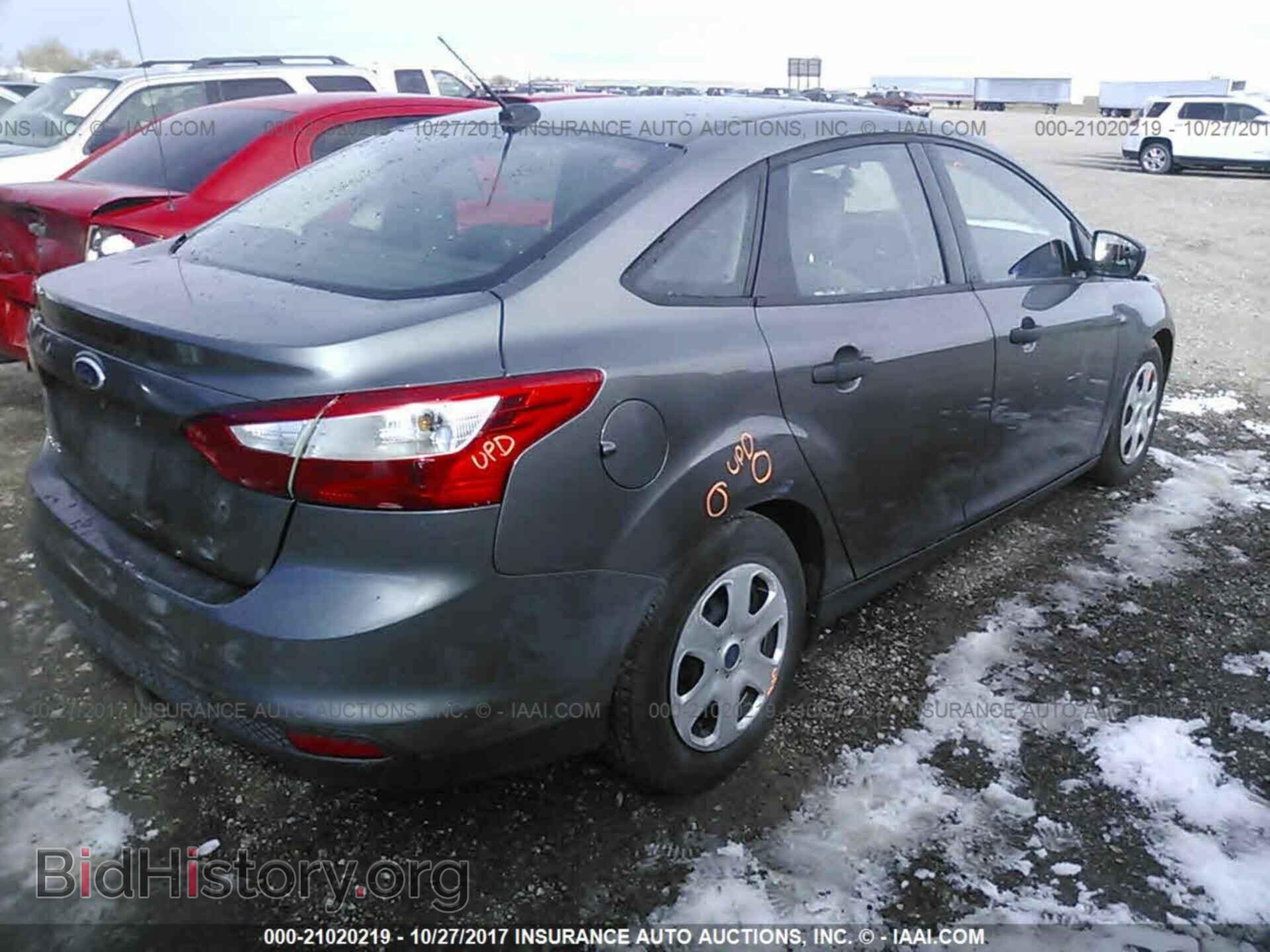 2012 Ford Focus - VIN: 1FAHP3E26CL274189 - Фото 4